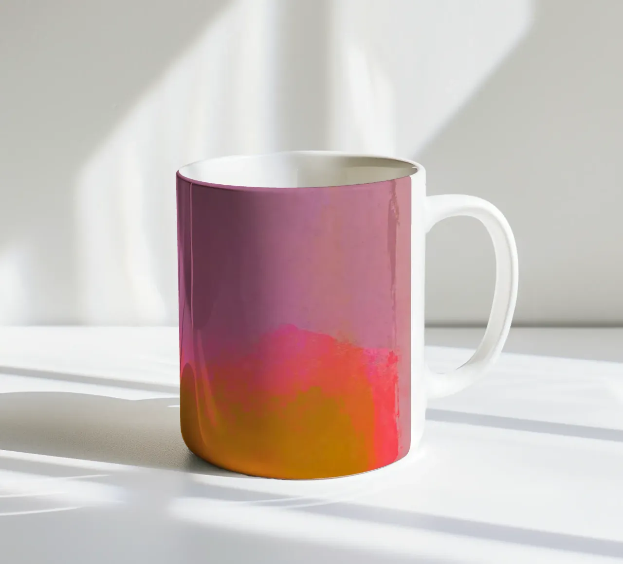 Abstracte scandi-stijl keramische mok van Illustration Raissa Oltmanns