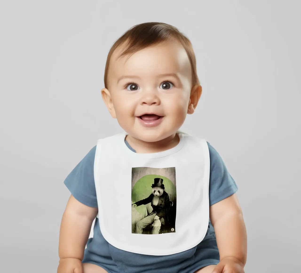 Proper Panda bavaglino da Chase Kunz