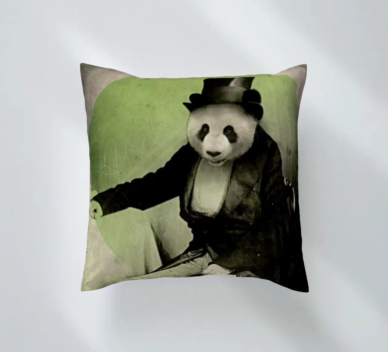 Proper Panda cuscino da Chase Kunz