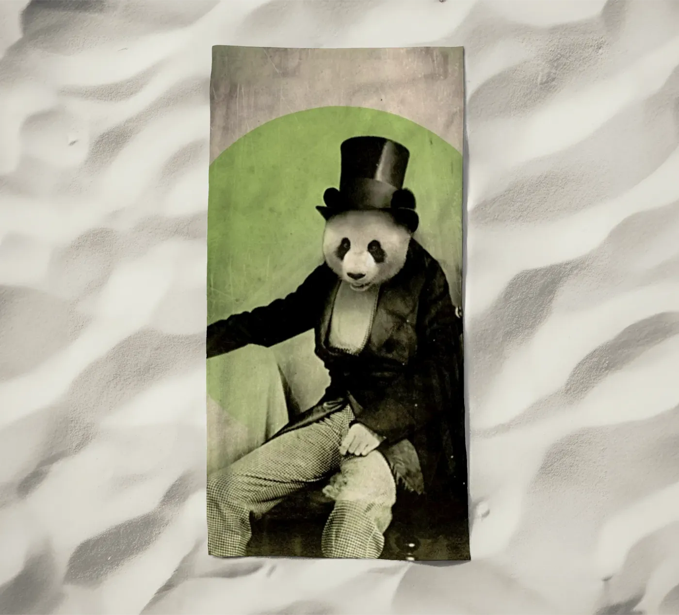 Proper Panda strandhanddoek van Chase Kunz