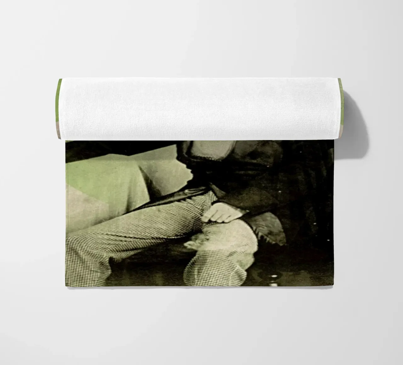 Proper Panda telo mare da Chase Kunz