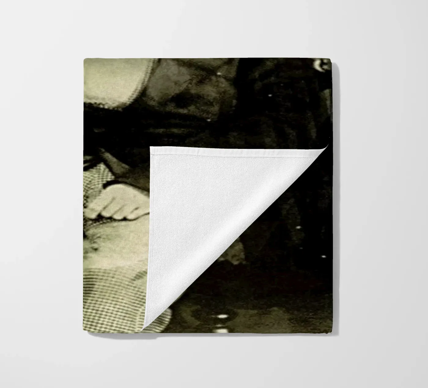 Proper Panda telo mare da Chase Kunz