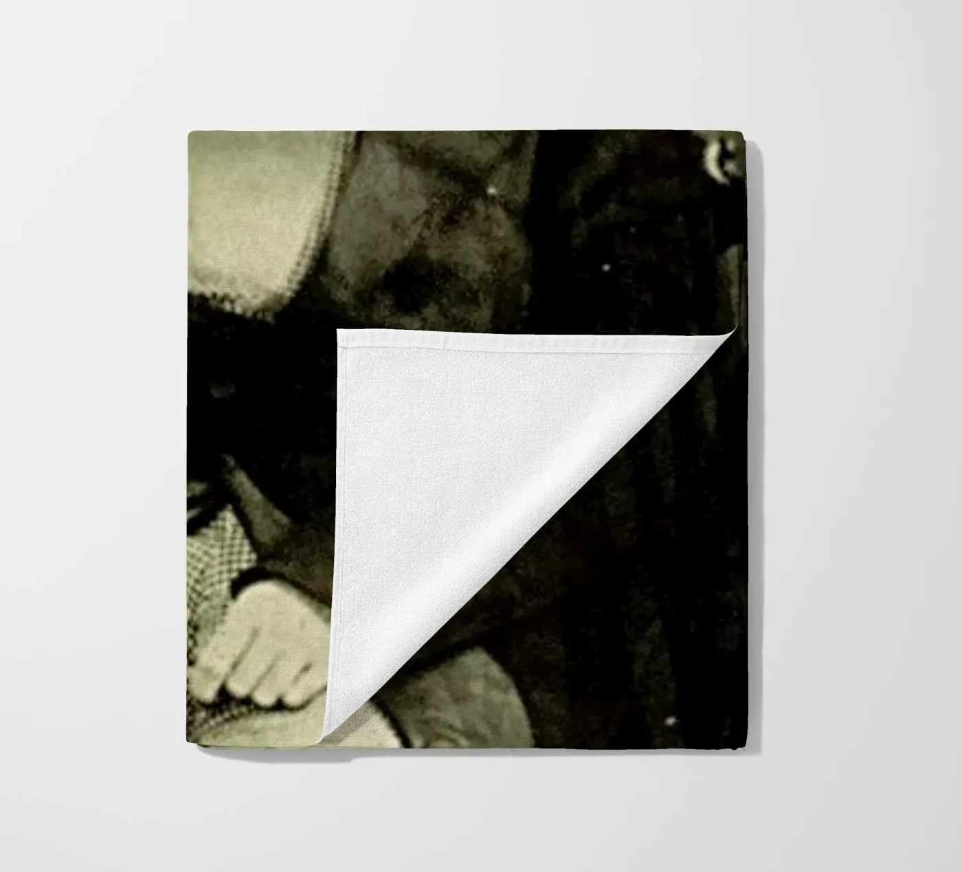 Proper Panda telo mare da Chase Kunz