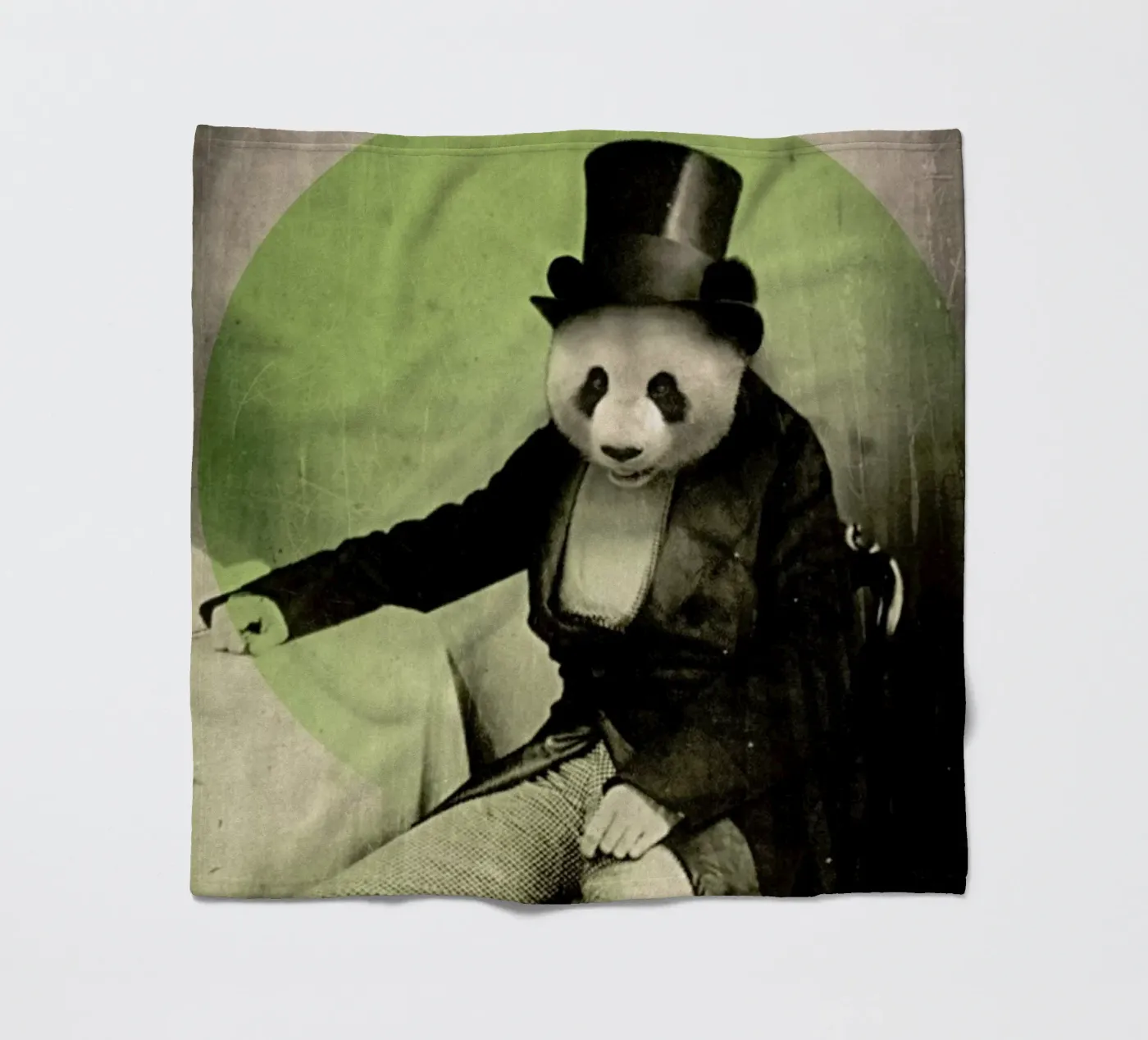 Proper Panda Fleecedecke von Chase Kunz