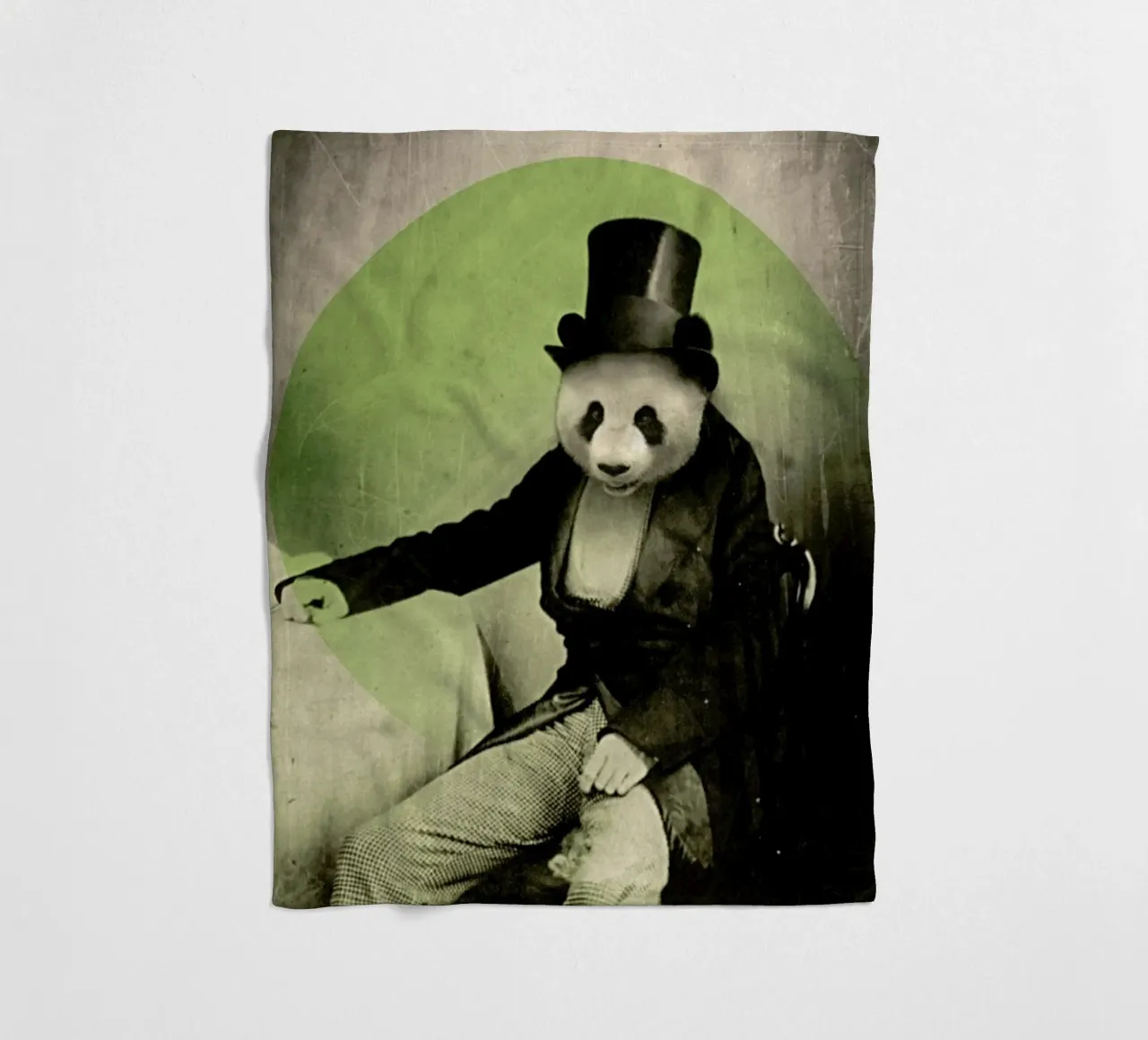 Proper Panda Fleecedecke von Chase Kunz