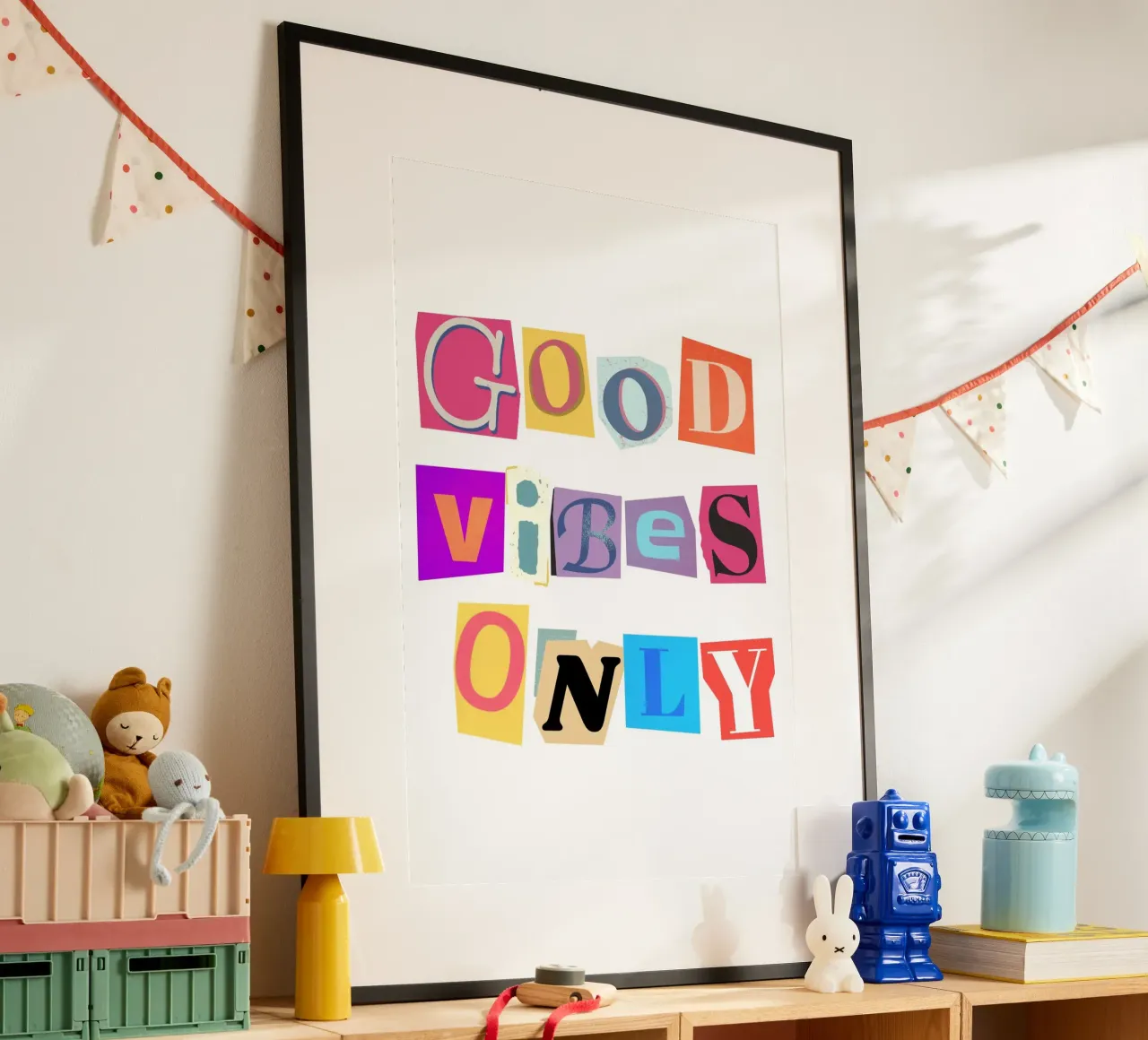 Collage découpé "Good Vibes Only" - Retro Text Art poster de homdeco