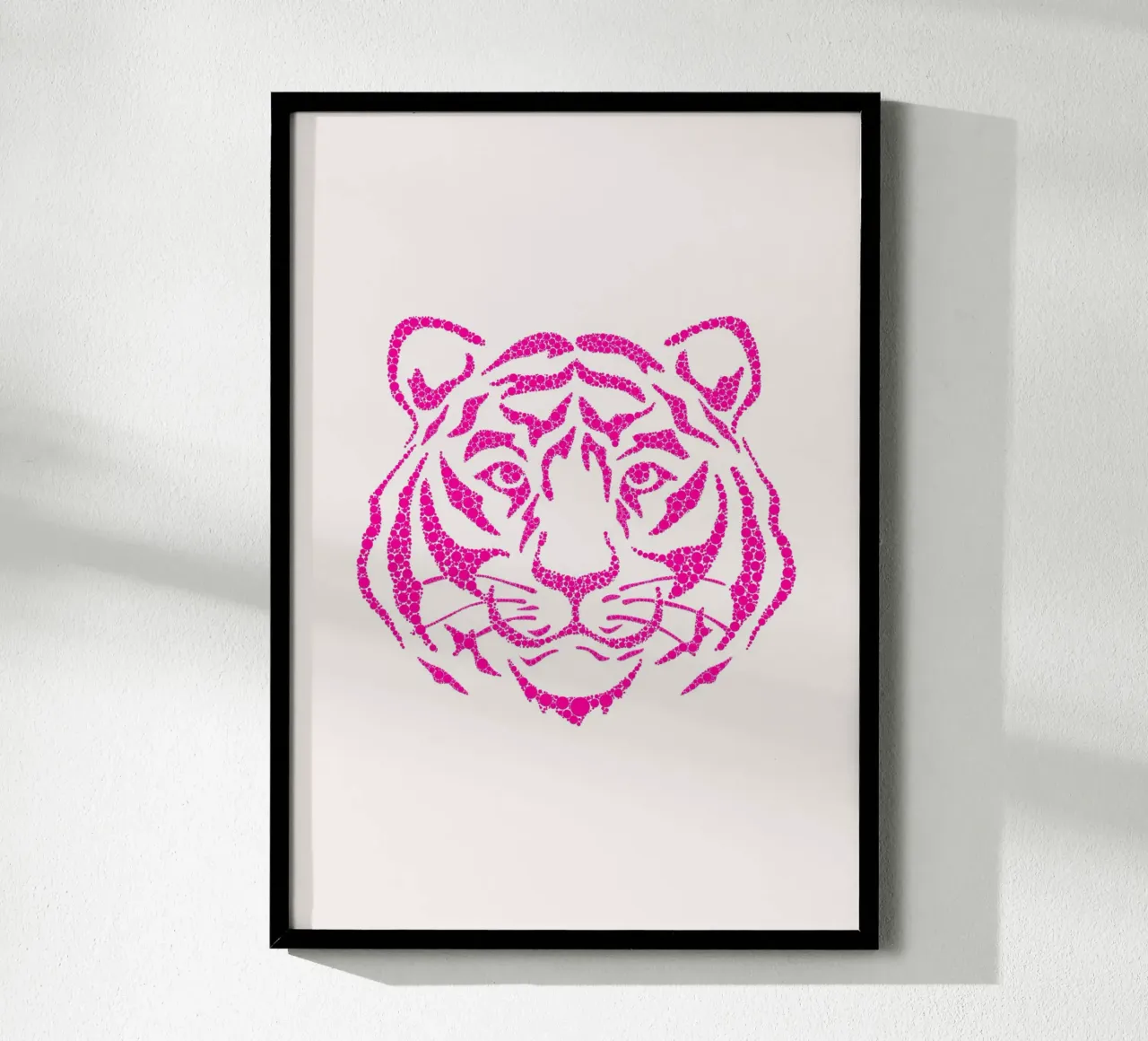 Testa di tigre pixelata - Stampa d'arte moderna rosa caldo poster con telaio in plastica da homdeco