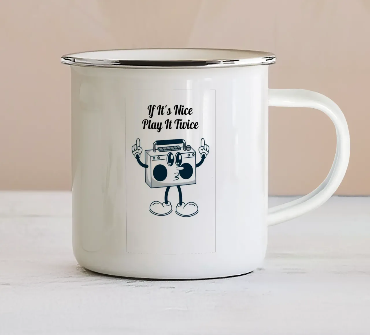 "If It's Nice Play It Twice" - Retro Boombox Kunst Emaille Tasse von homdeco