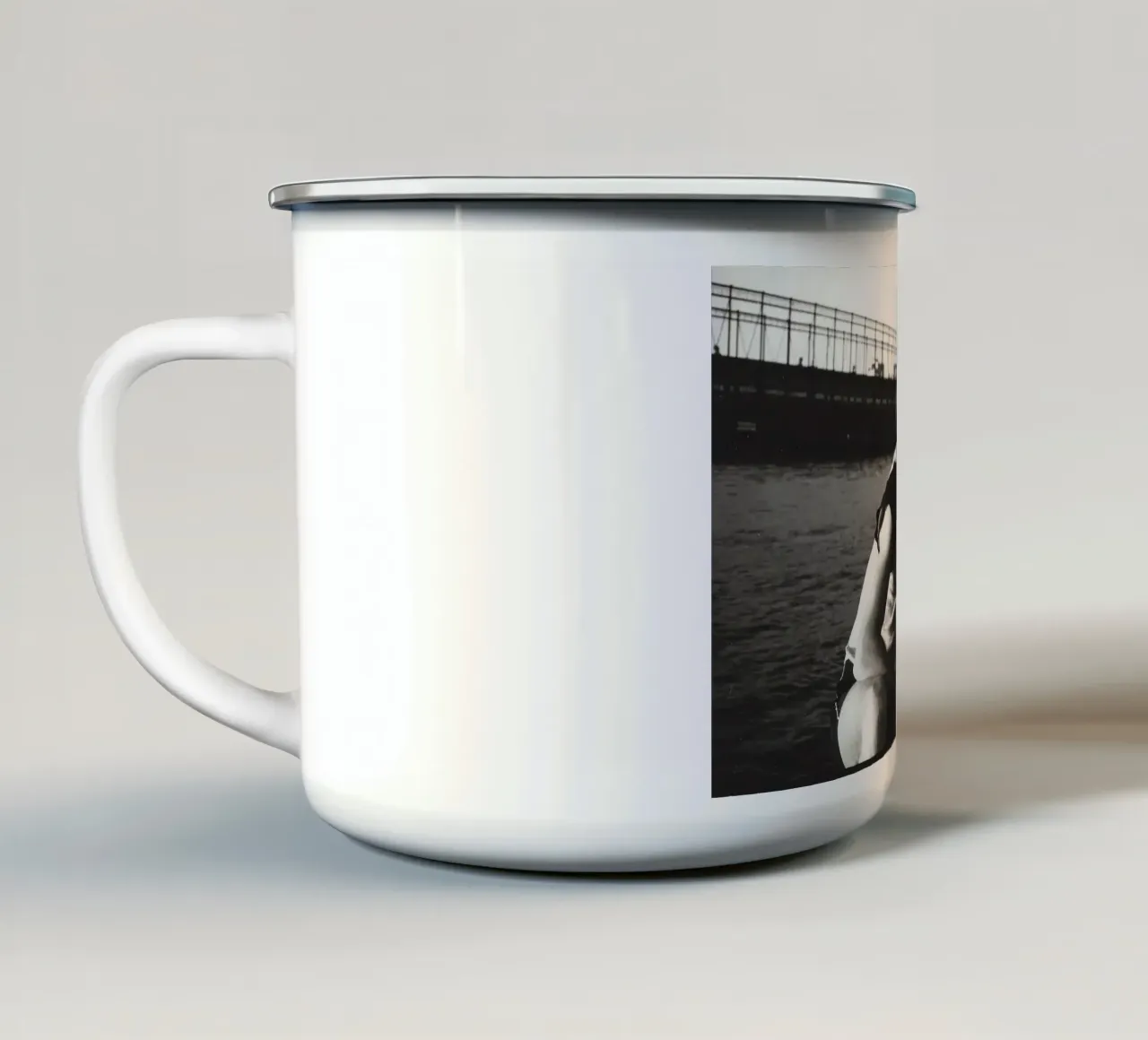 Keith Haring e Juan Debose al Piers Photograph tazza in smalto da grime shop
