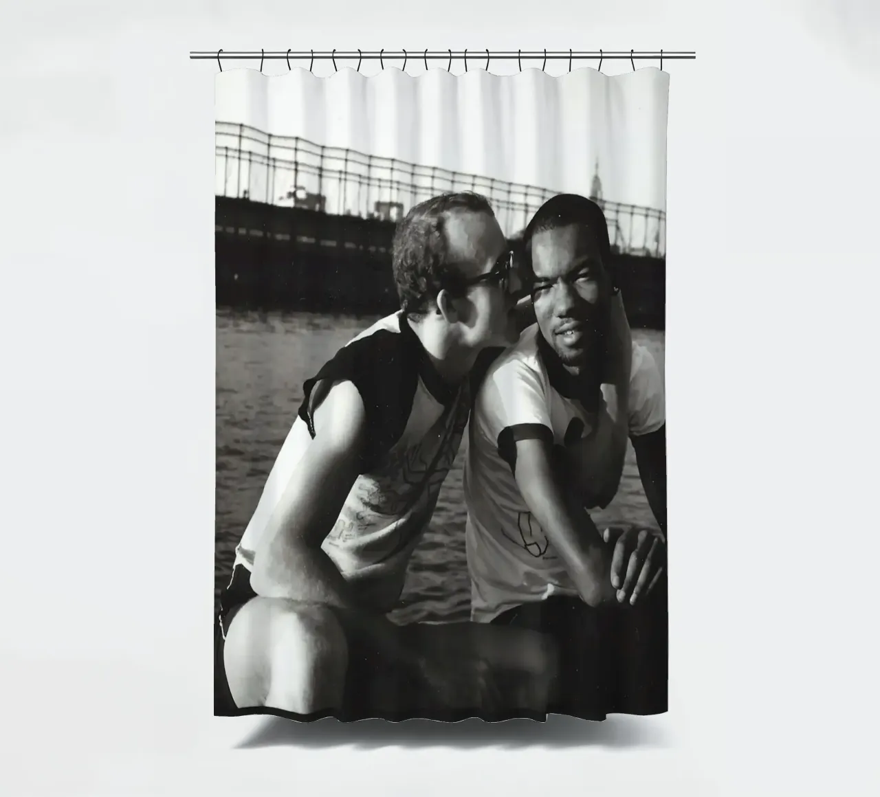 Keith Haring e Juan Debose al Piers Photograph tenda da doccia da grime shop