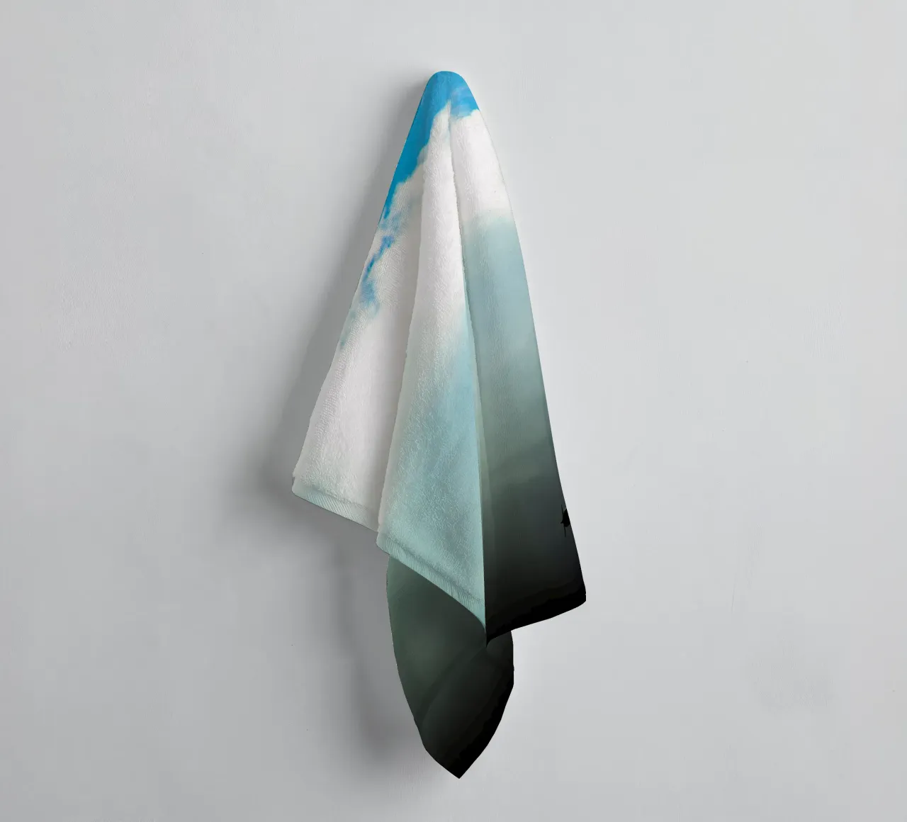 Acrobazia aerea II asciugamano da bagno da Tal Paz-Fridman