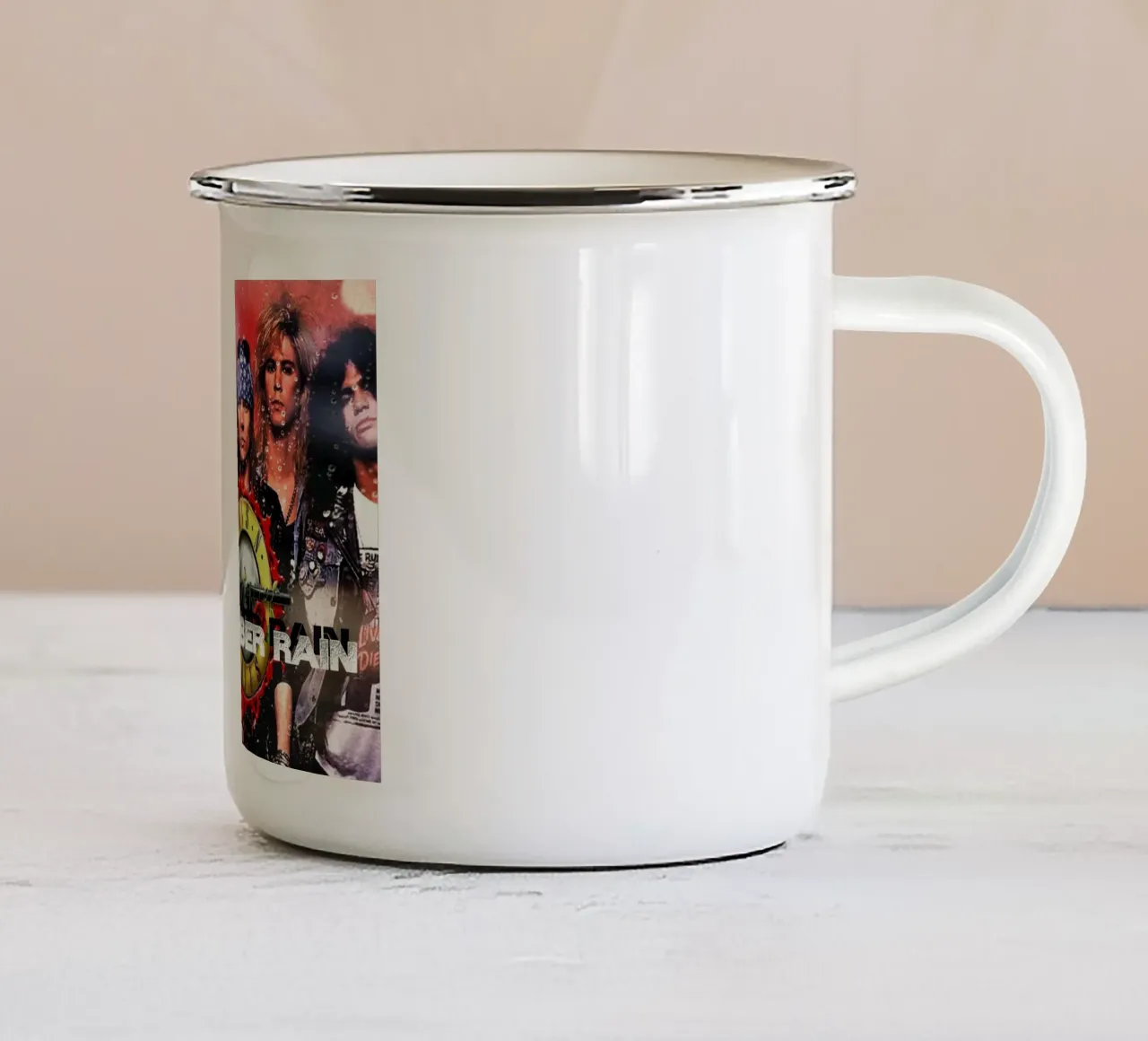 Pioggia di novembre dei Guns N' Roses tazza in smalto da Abasa Inaraya