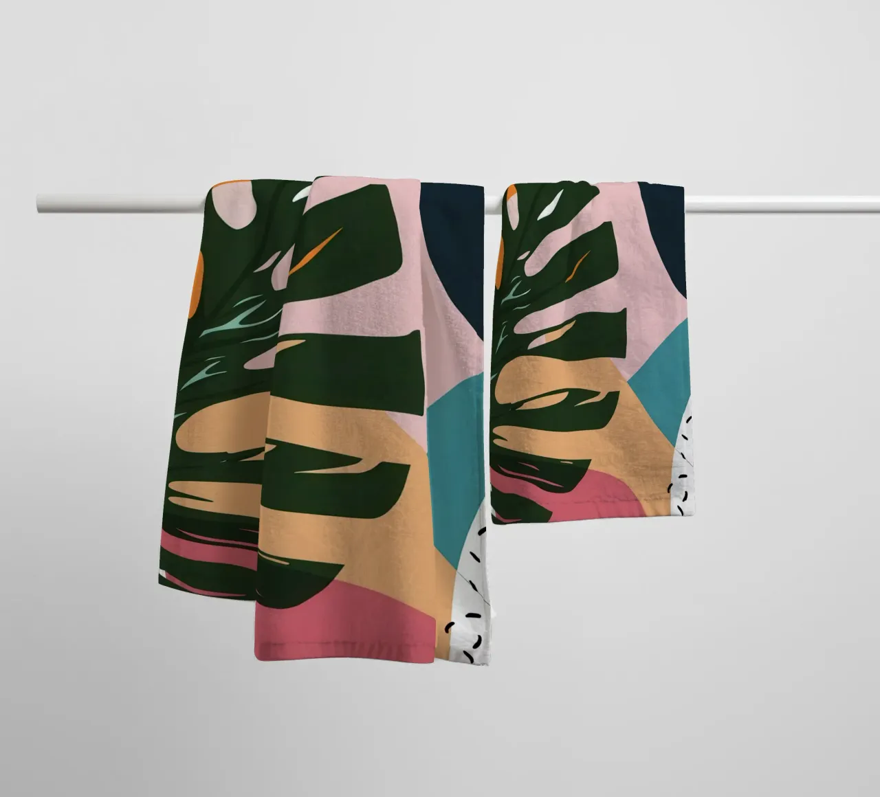 Sagoma di Monstera di mezzanotte asciugamano da bagno da Trace Brush