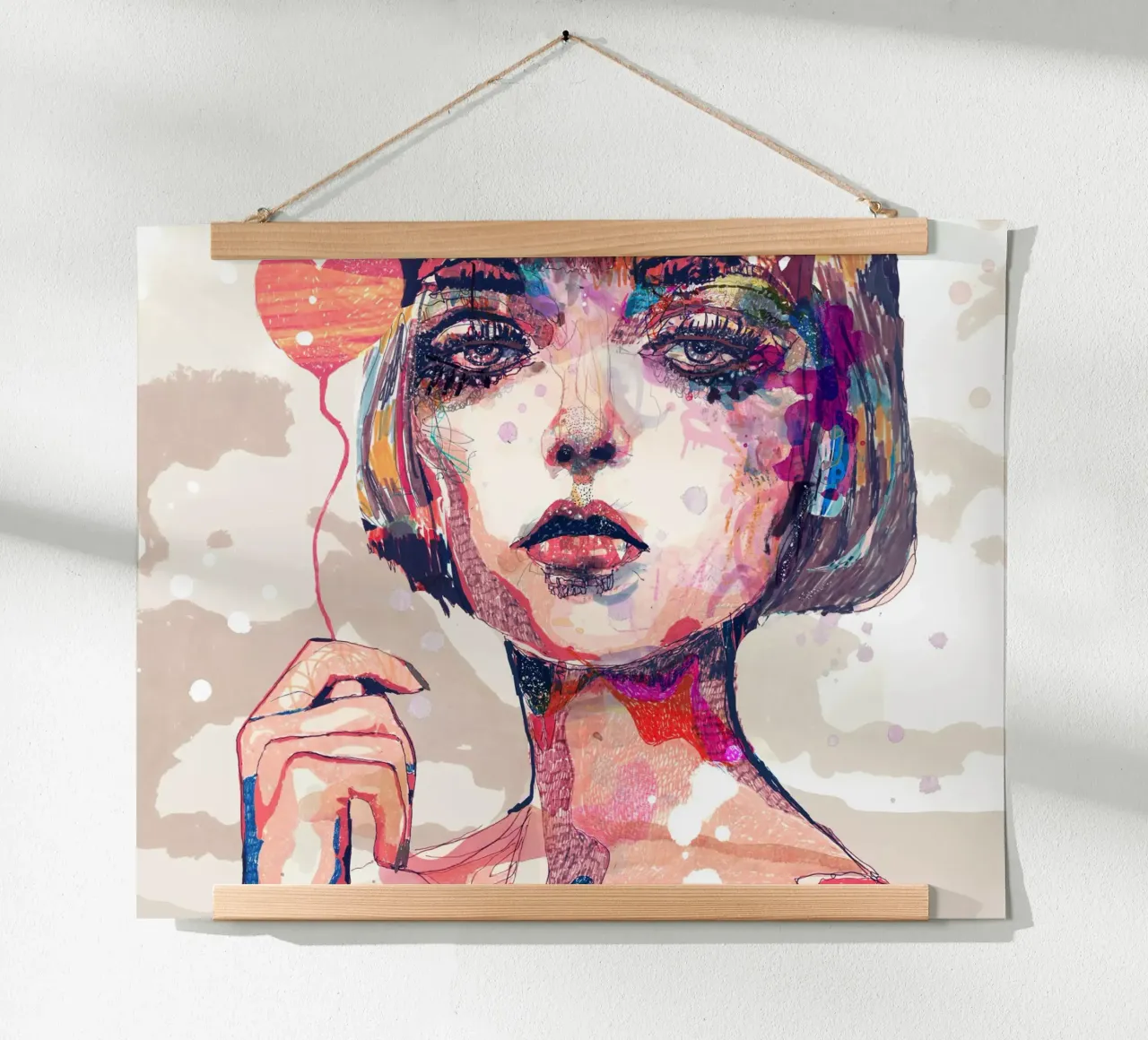 lei poster con telaio in plastica da Giulio Iurissevich