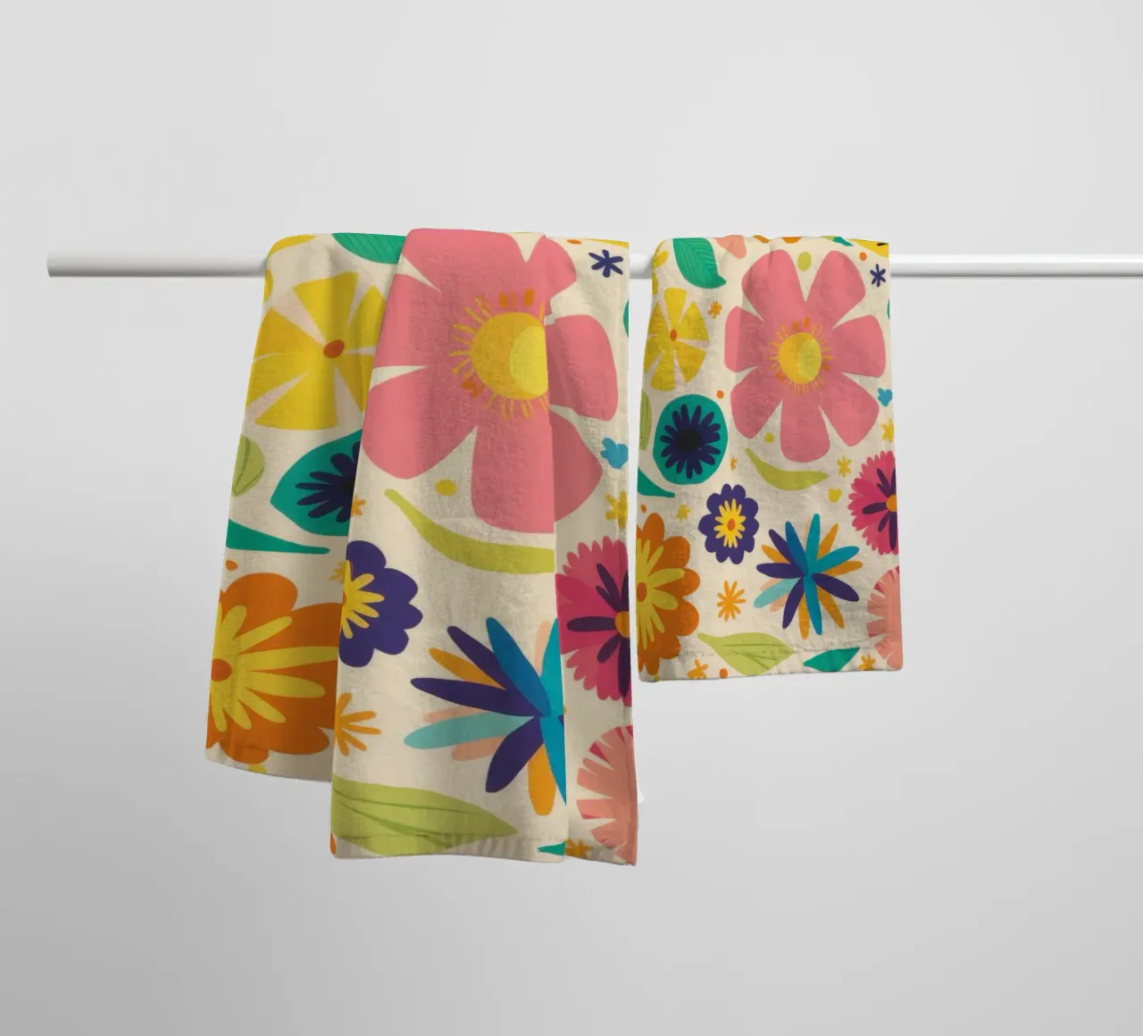 Efflorescente kleurensymfonie badhanddoek van Selene Shade