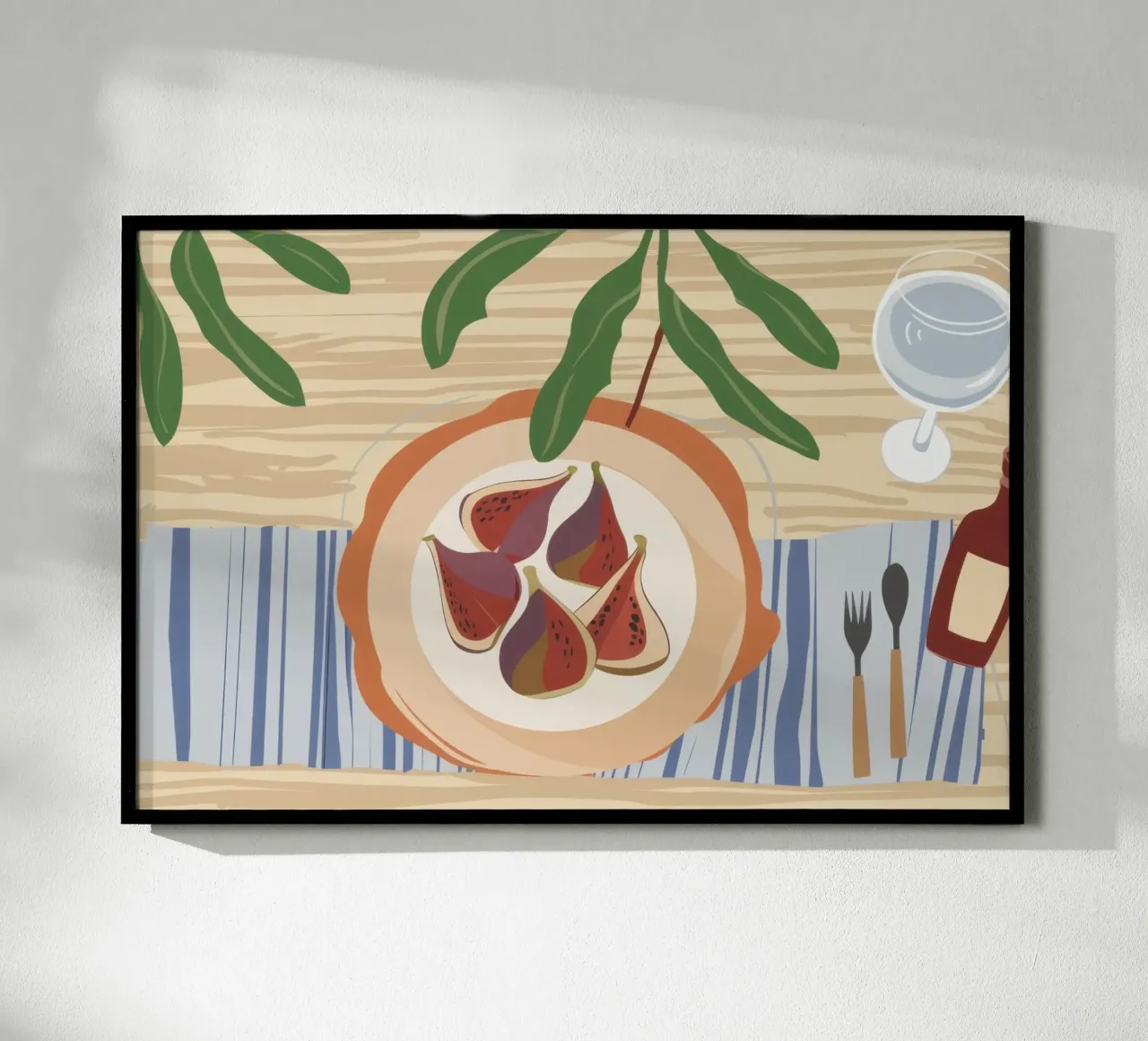 Fichi su piatto poster con telaio in legno da Mark Solaria