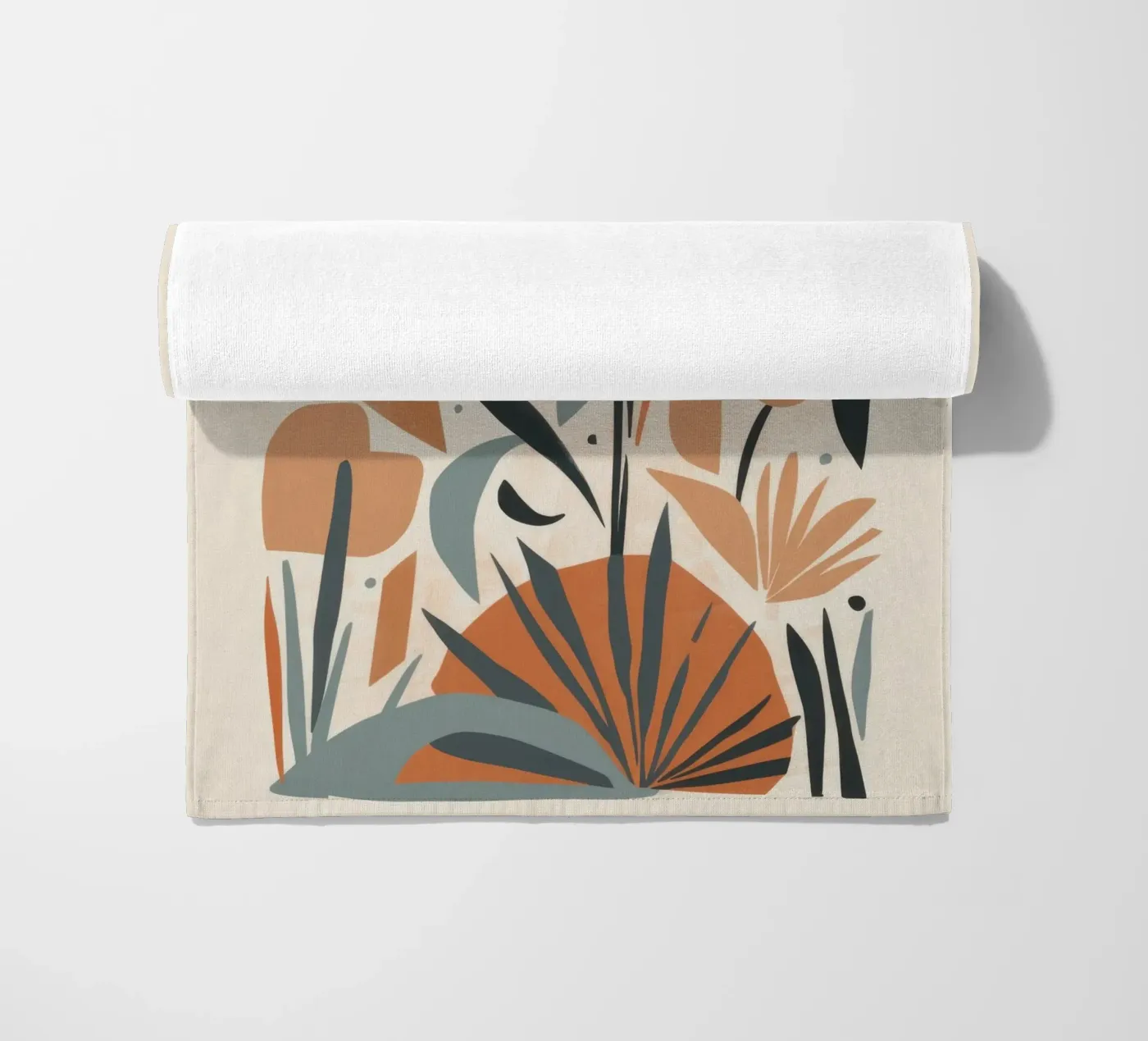 Abstraktes botanisches Array Strandtuch von Gaia Viesta