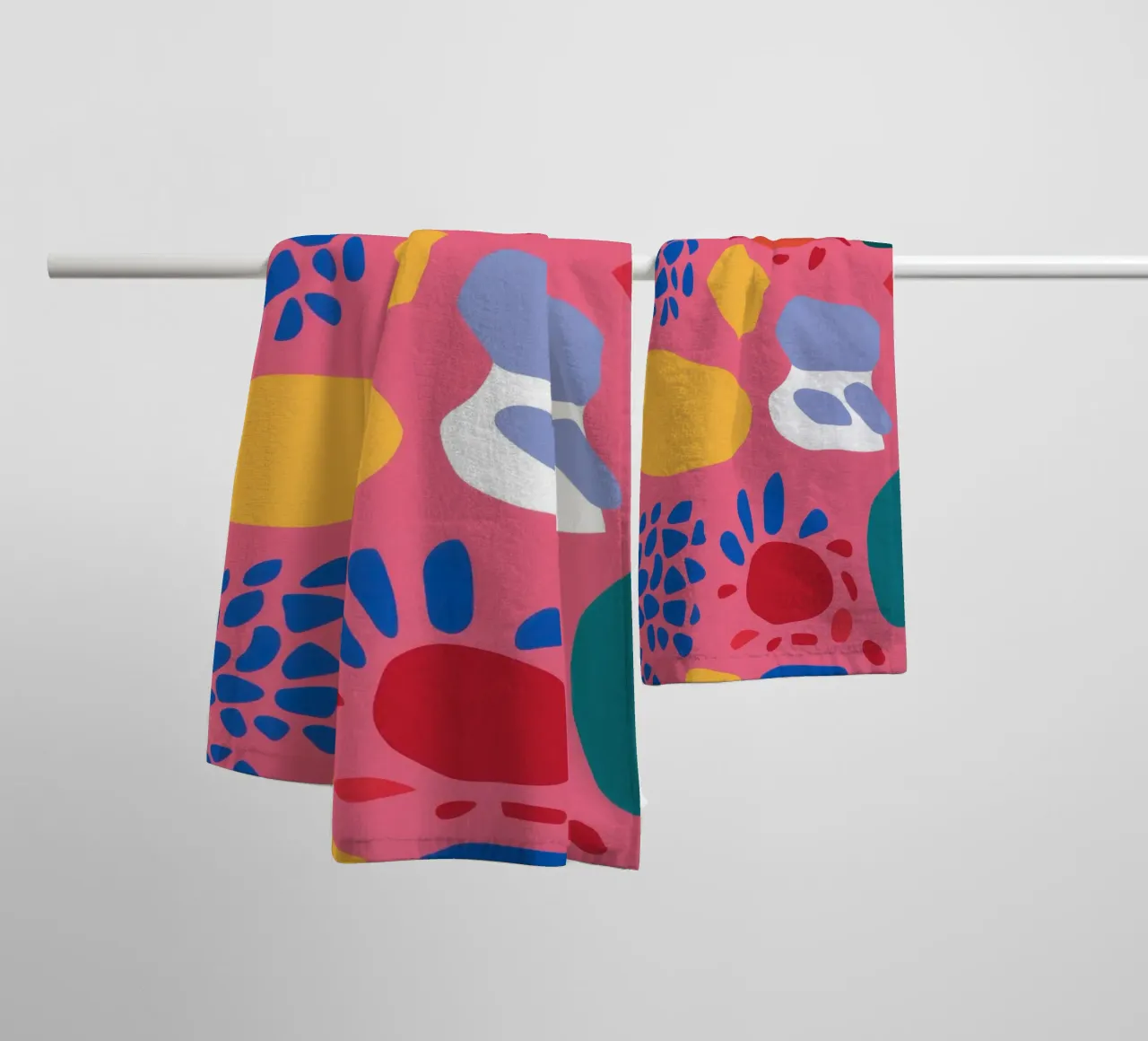 Medley di forme giocose asciugamano da bagno da Thistle Bloom
