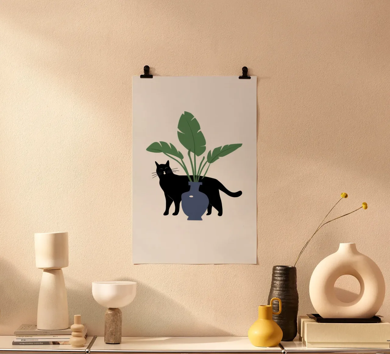 Chat dans un vase Ombre poster avec cadre en aluminium de Mark Solaria