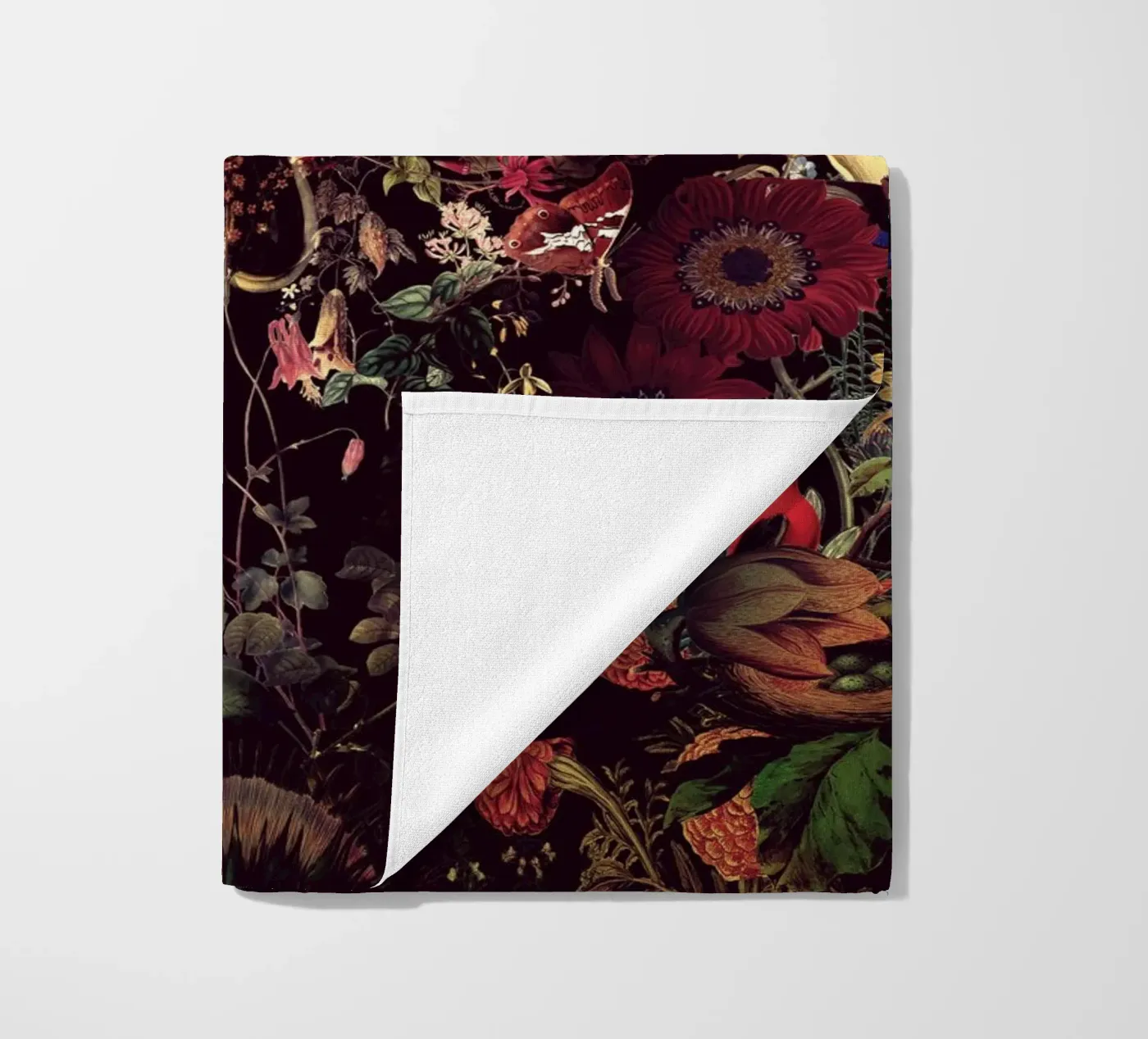Bloom Skull telo mare da Ali Gulec