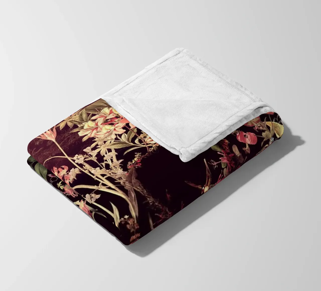 Bloom Skull coperta in pile da Ali Gulec