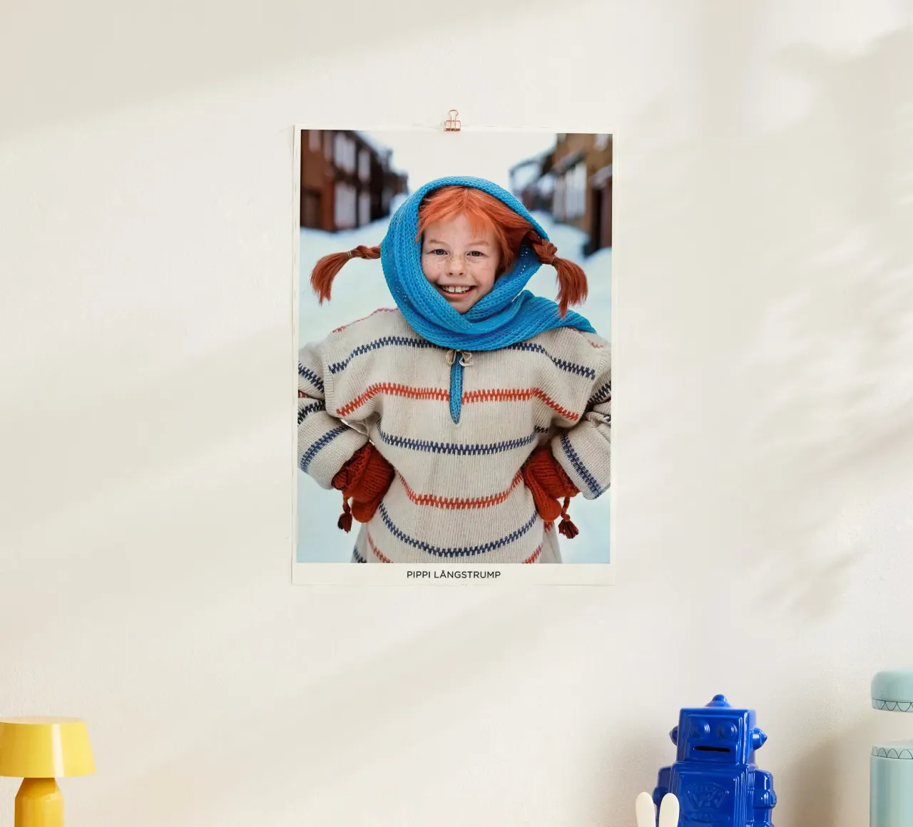 Pippi Calzelunghe inverno poster con telaio in plastica da Earl Beeman