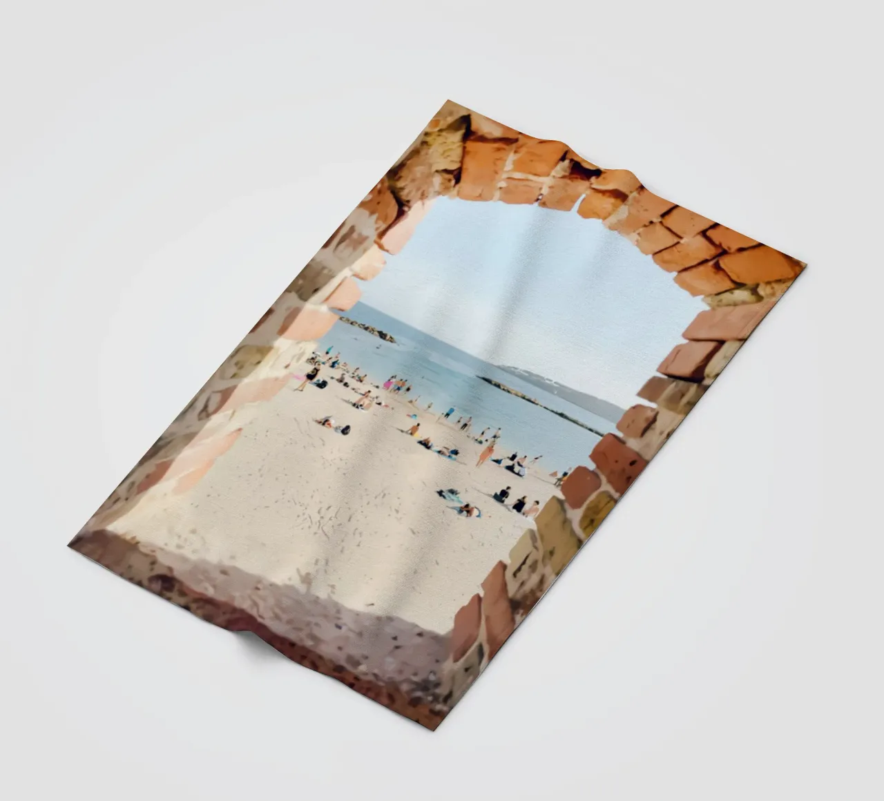 Persone sulla spiaggia di Antibes coperta in pile da jo shop
