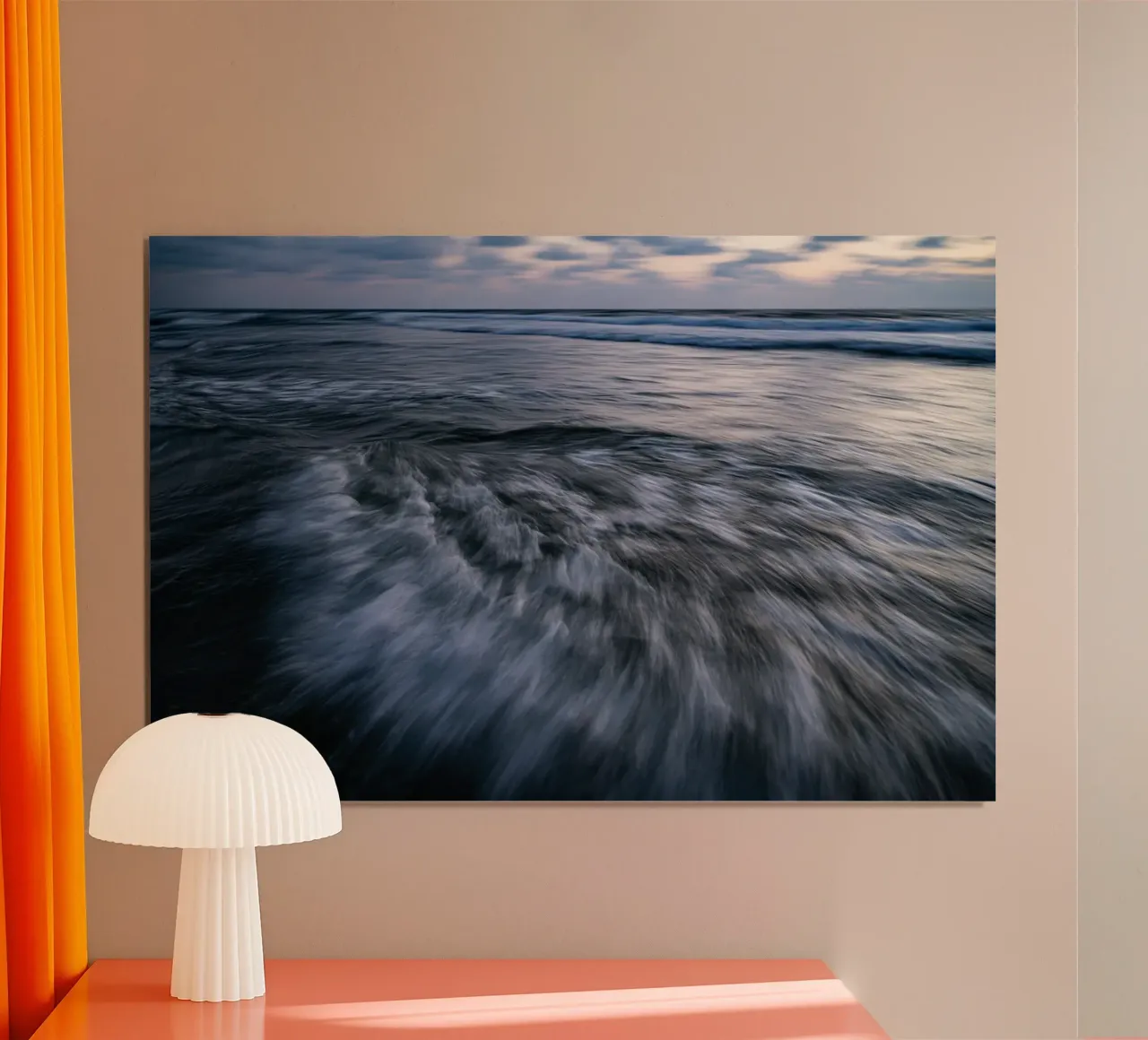 L'unicità delle onde LI poster con telaio in legno da Tal Paz-Fridman