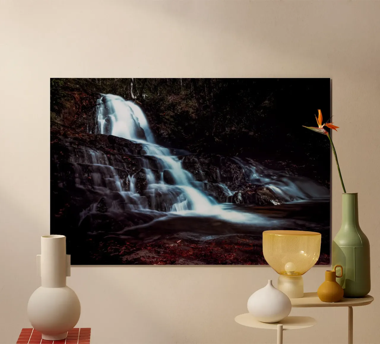 Il silenzio che cade poster con telaio in alluminio da StillVibe Home
