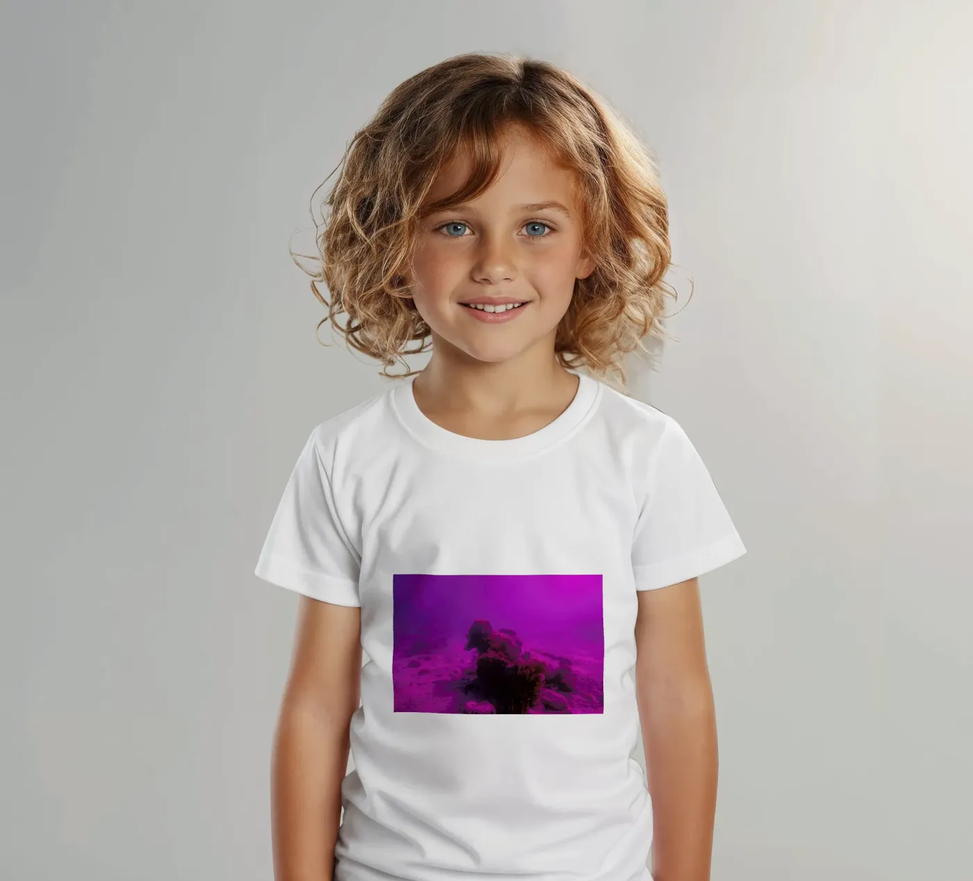 Untitled_4 t-shirt bambini da James Cooper