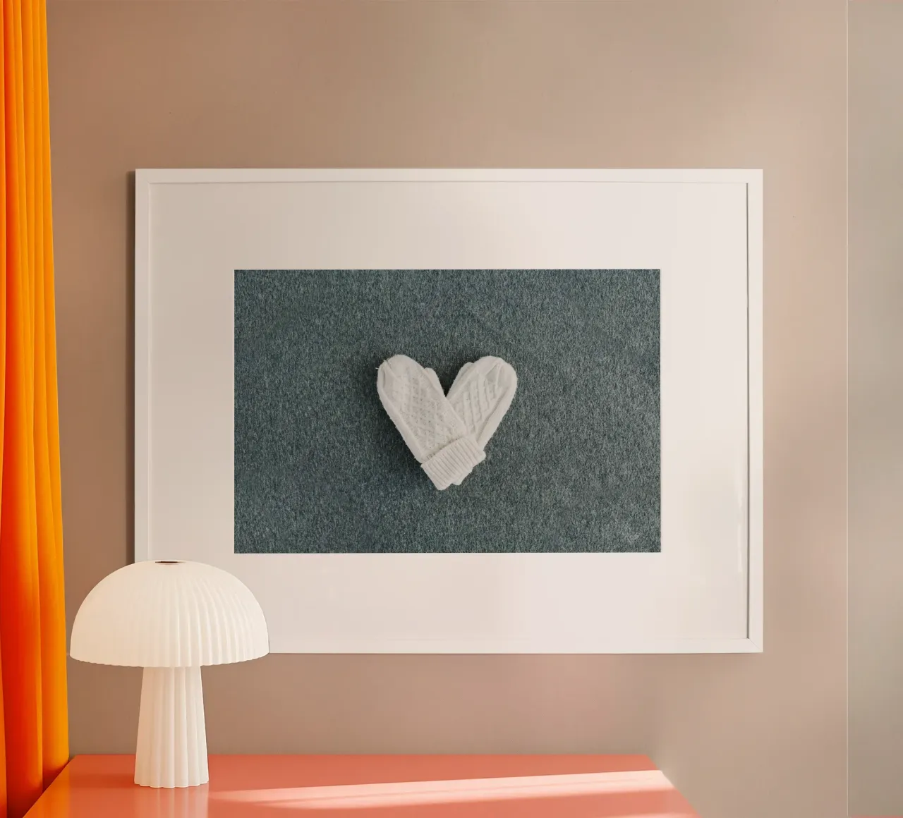 Bagliore invernale poster con telaio in legno da StillVibe Home