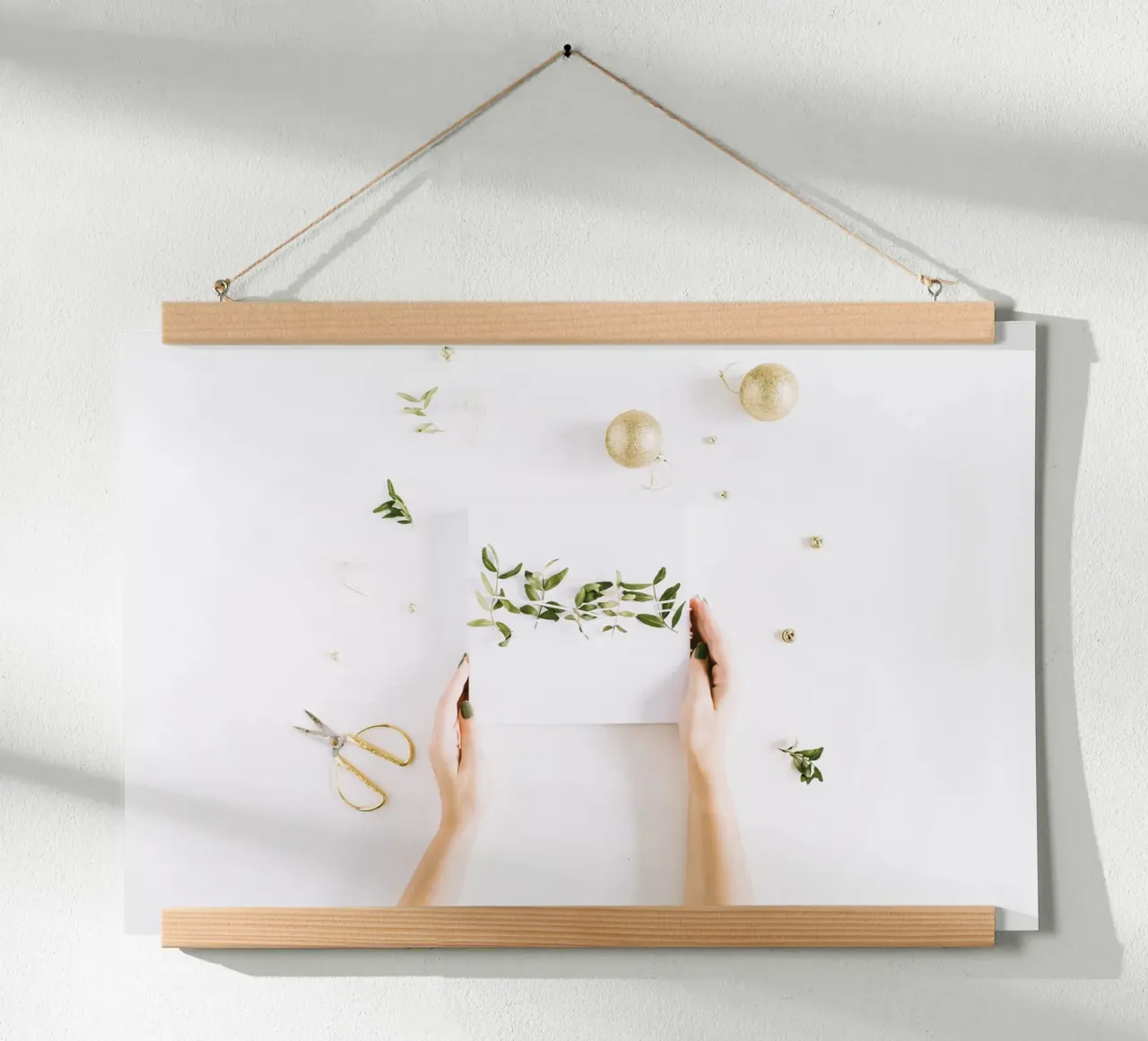 Bagliore invernale poster con telaio in plastica da StillVibe Home