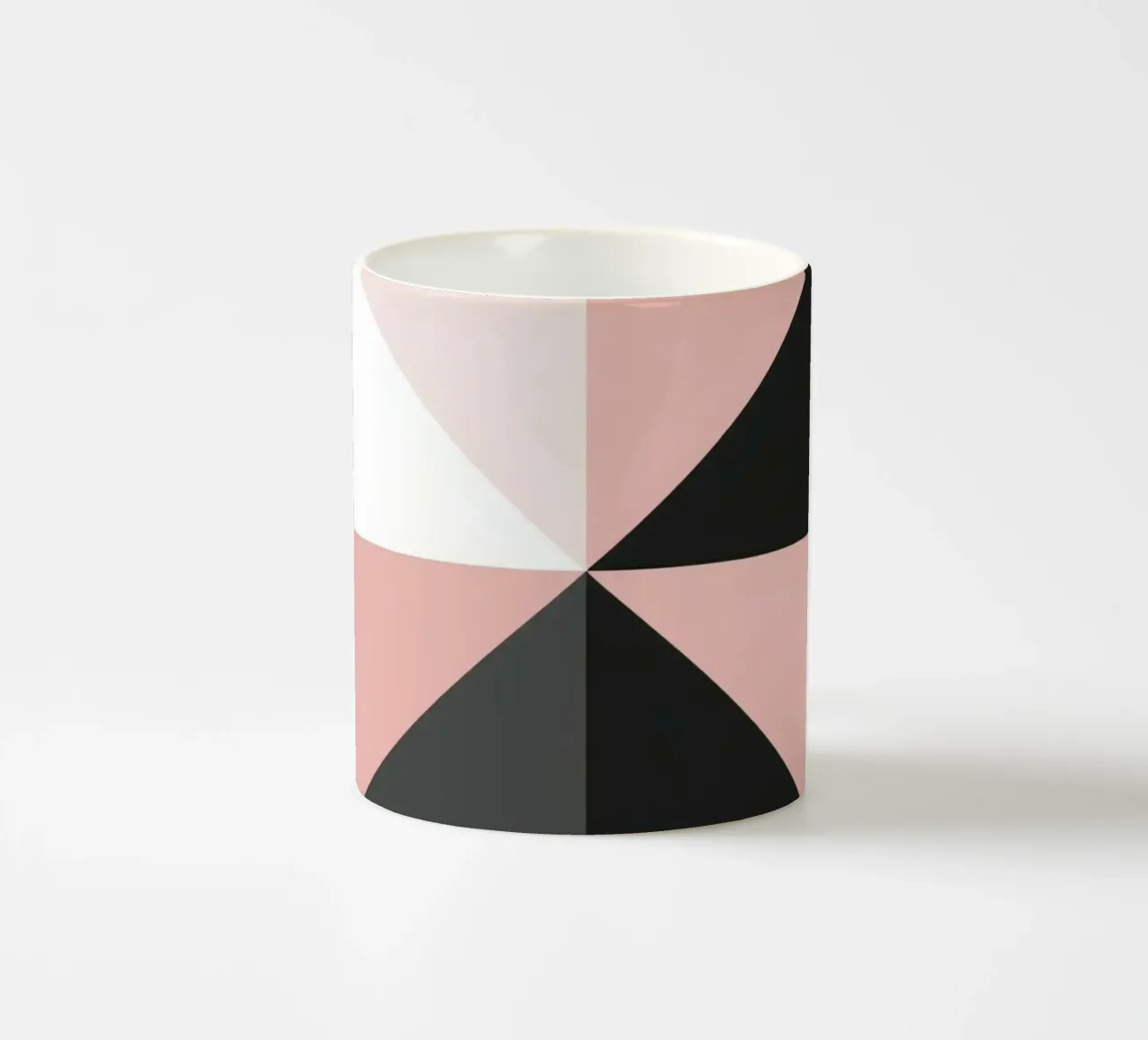 Composición geométrica abstracta de triángulos de color rosa taza de cerámica de DesignDoodle