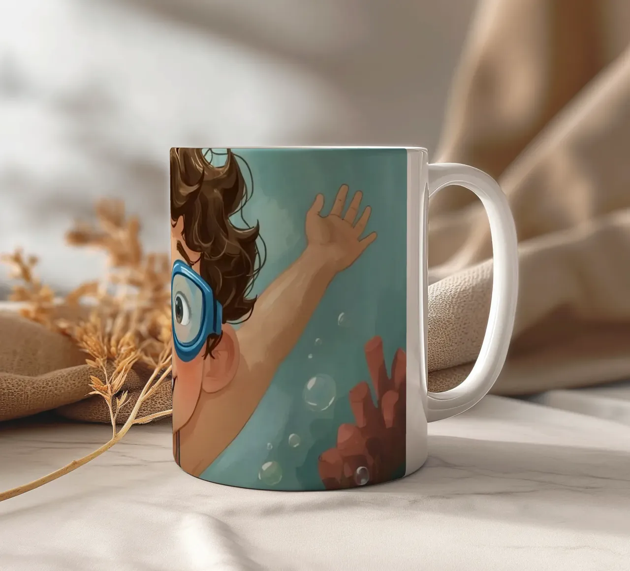 Ragazzo con occhiali che nuota sott'acqua con pesci e coralli tazza in ceramica da DesignDoodle