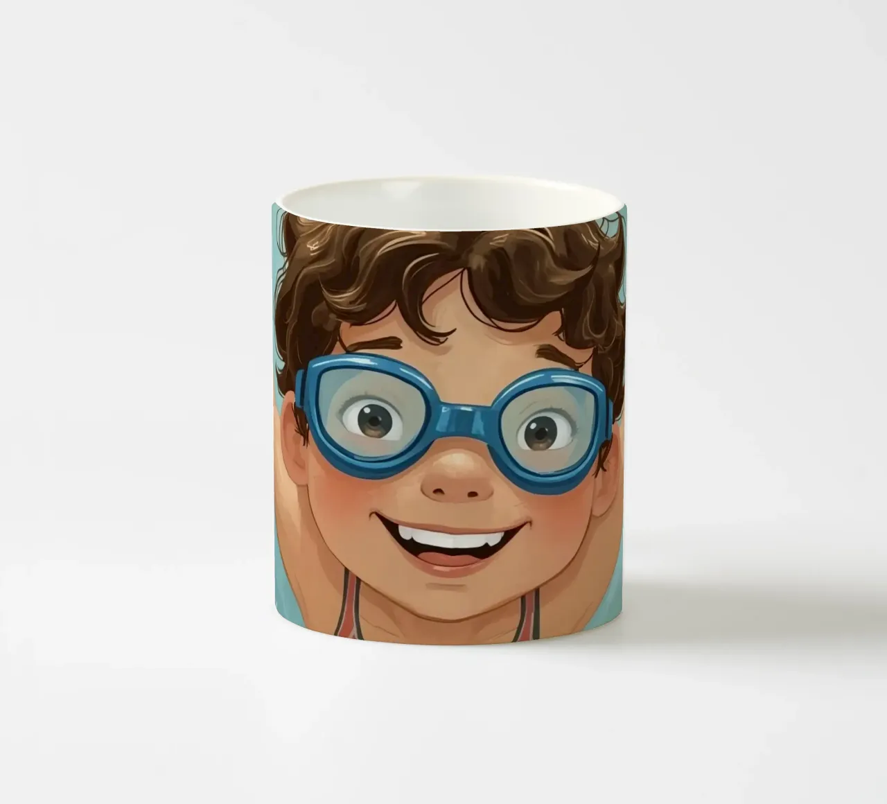 Ragazzo con occhiali che nuota sott'acqua con pesci e coralli tazza in ceramica da DesignDoodle