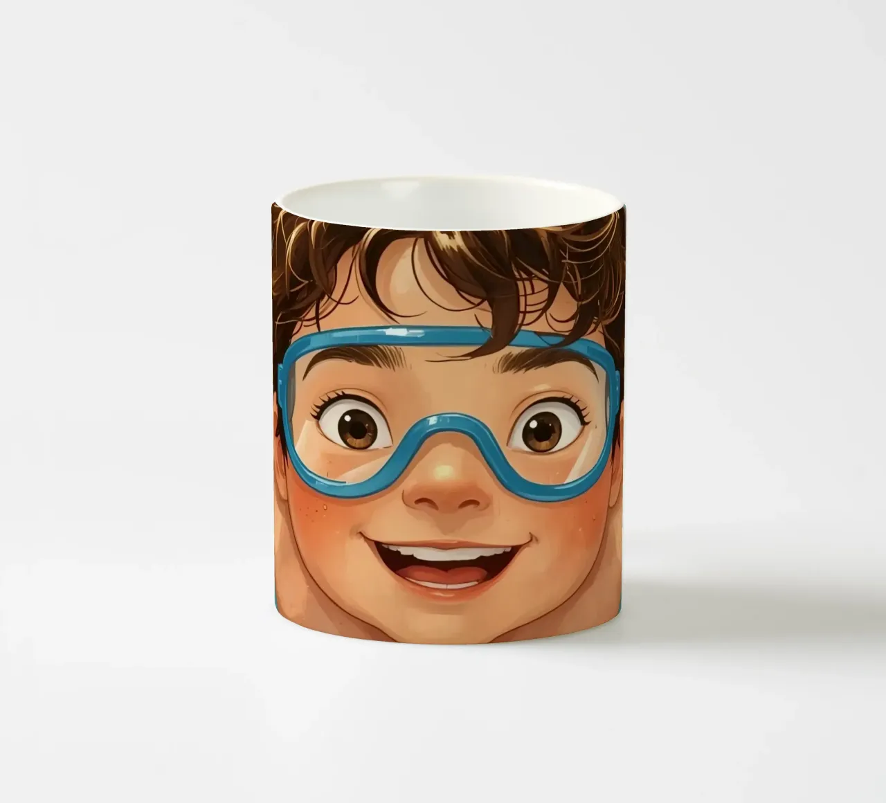 Ragazzo con occhiali che nuota sott'acqua con i pesci tazza in ceramica da DesignDoodle