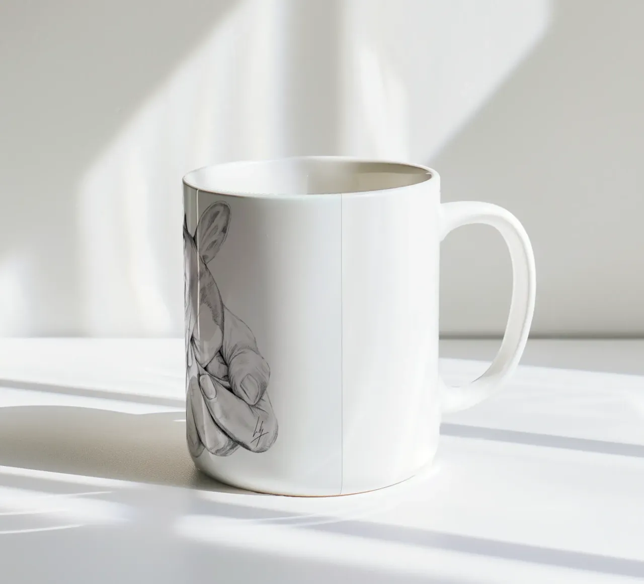 Fawn tazza in ceramica da Libby Watkins