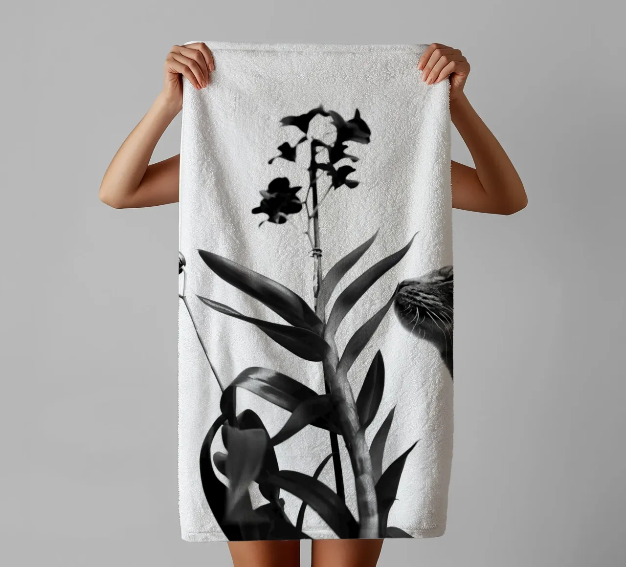 Sensitive towel by rafael campezato