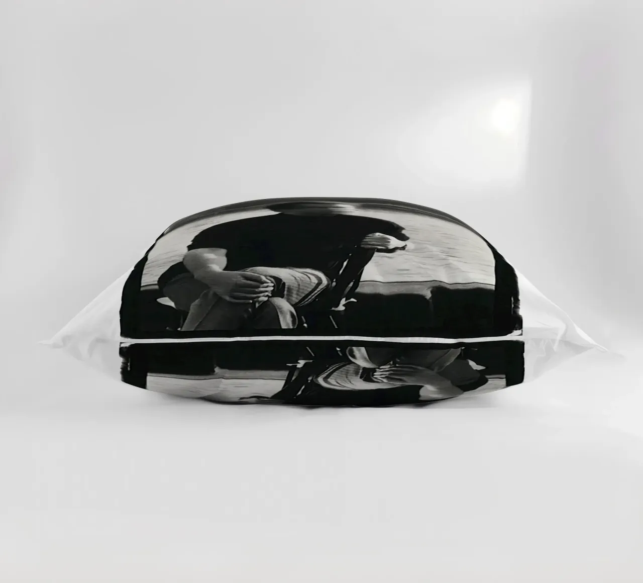 Ritratto Peter Beard cuscino da Collins Shop
