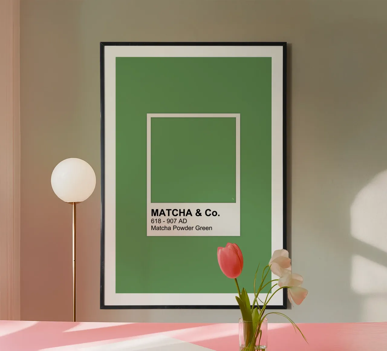 Campione di colore della bevanda al tè verde Matcha poster con telaio in alluminio da Martina