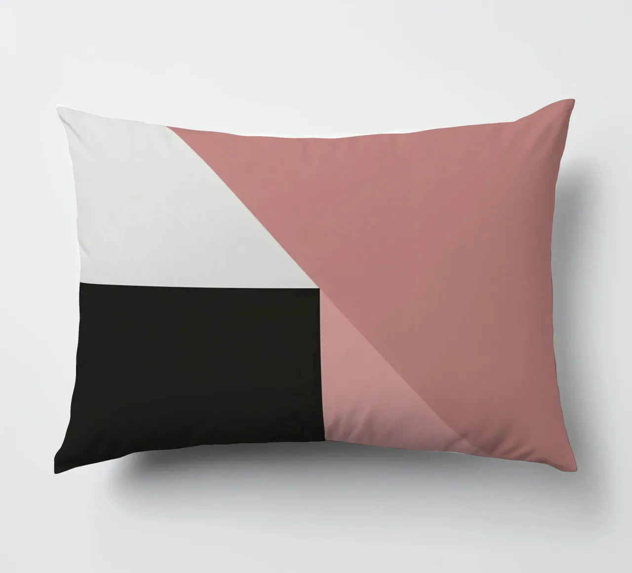 Forme geometriche in rosa, bianco e nero cuscino da DesignDoodle