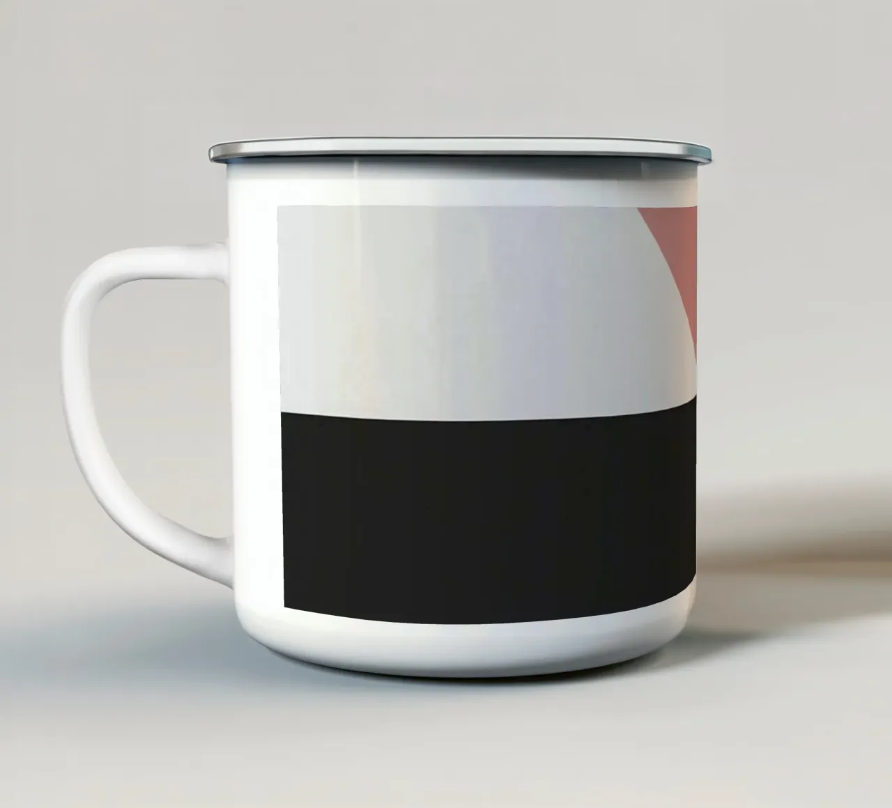 Forme geometriche in rosa, bianco e nero tazza in smalto da DesignDoodle