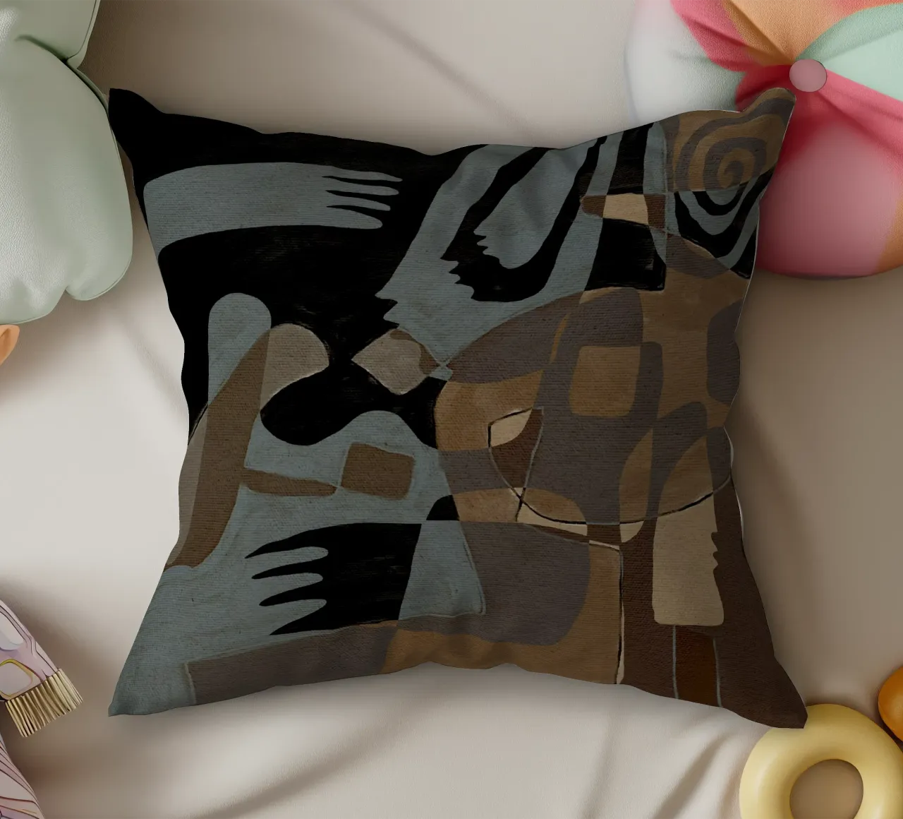 Essence 4 cuscino da Shatha Al Dafai