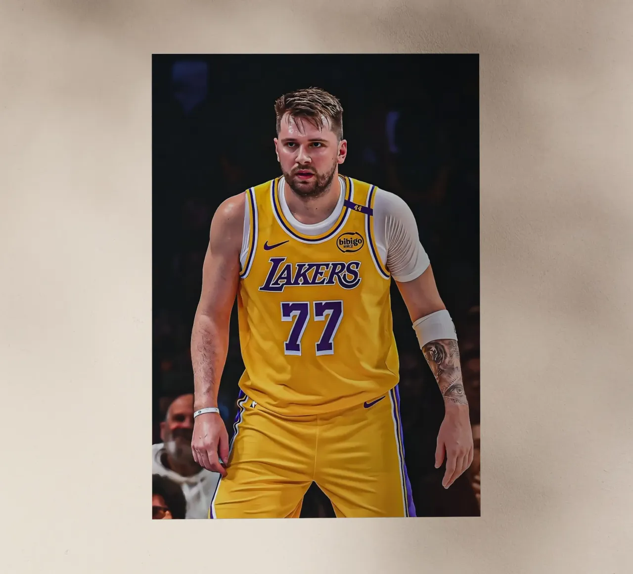 Luka Dončić pellicola backlit da Low poly art