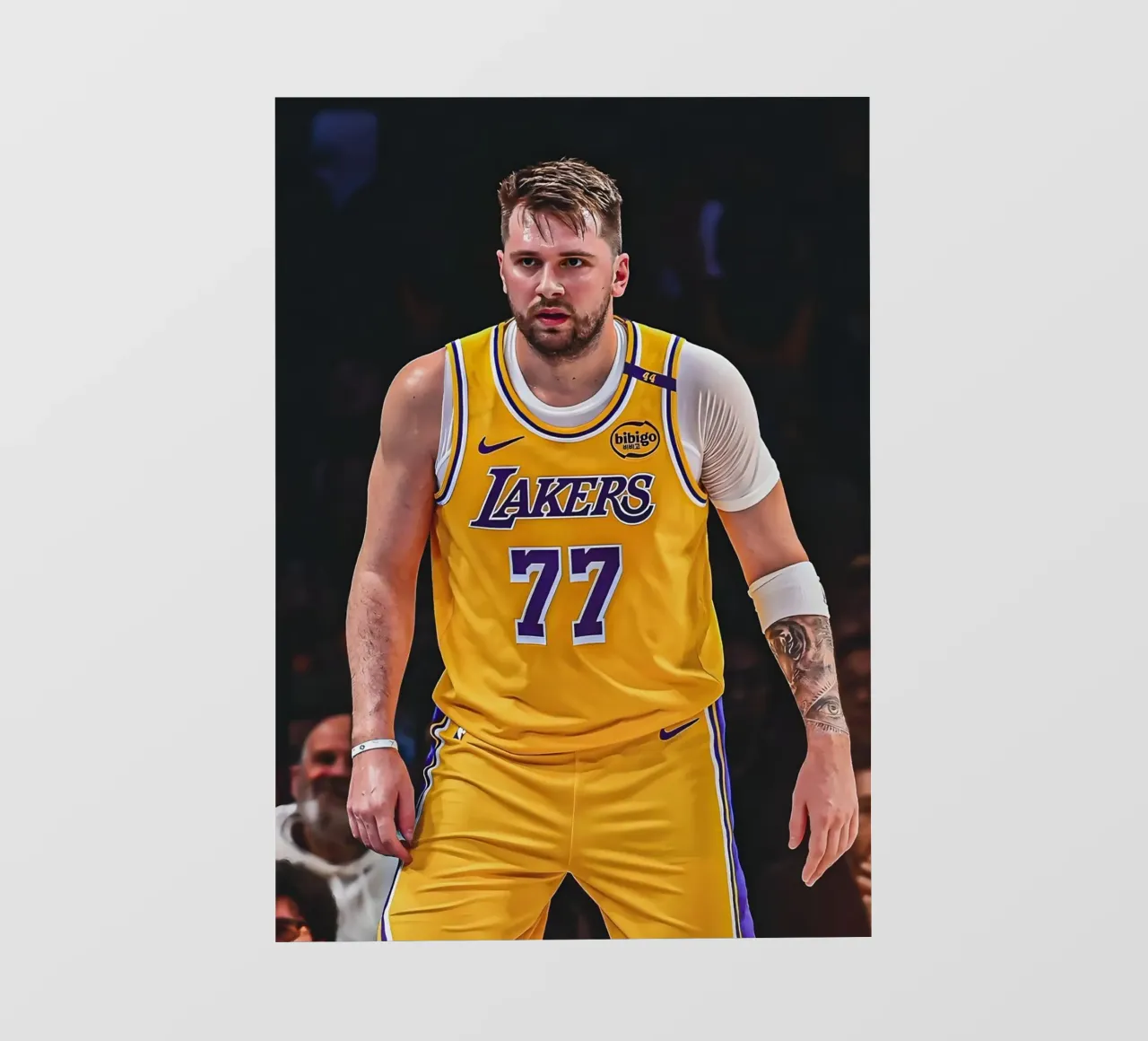 Luka Dončić pellicola backlit da Low poly art
