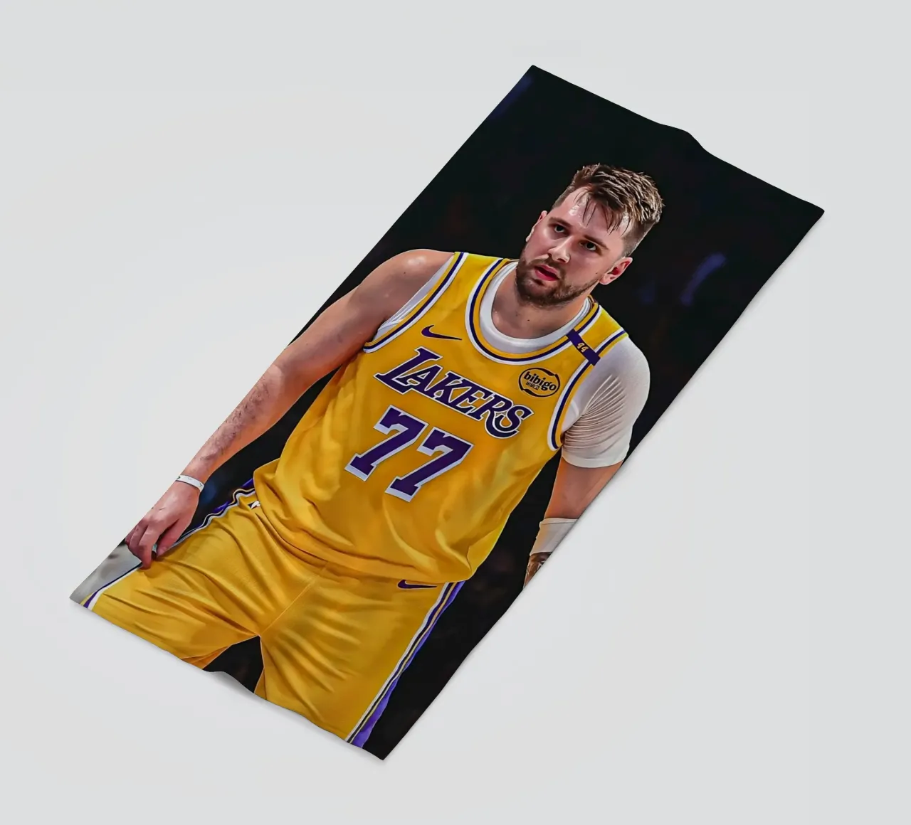 Luka Dončić telo mare da Low poly art