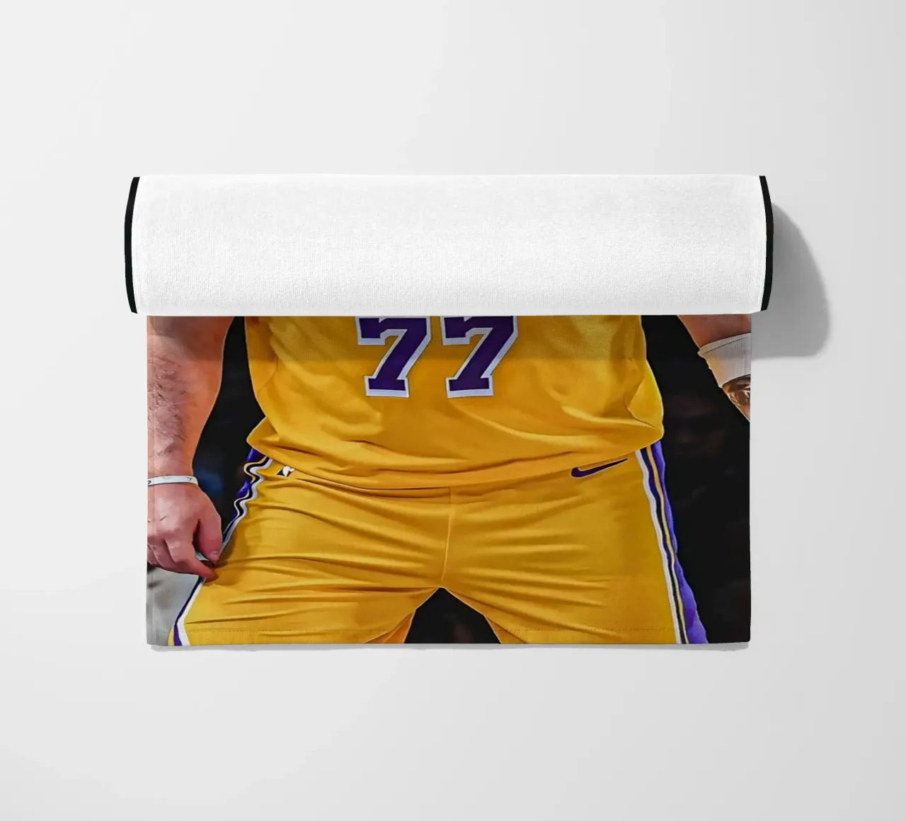 Luka Dončić telo mare da Low poly art