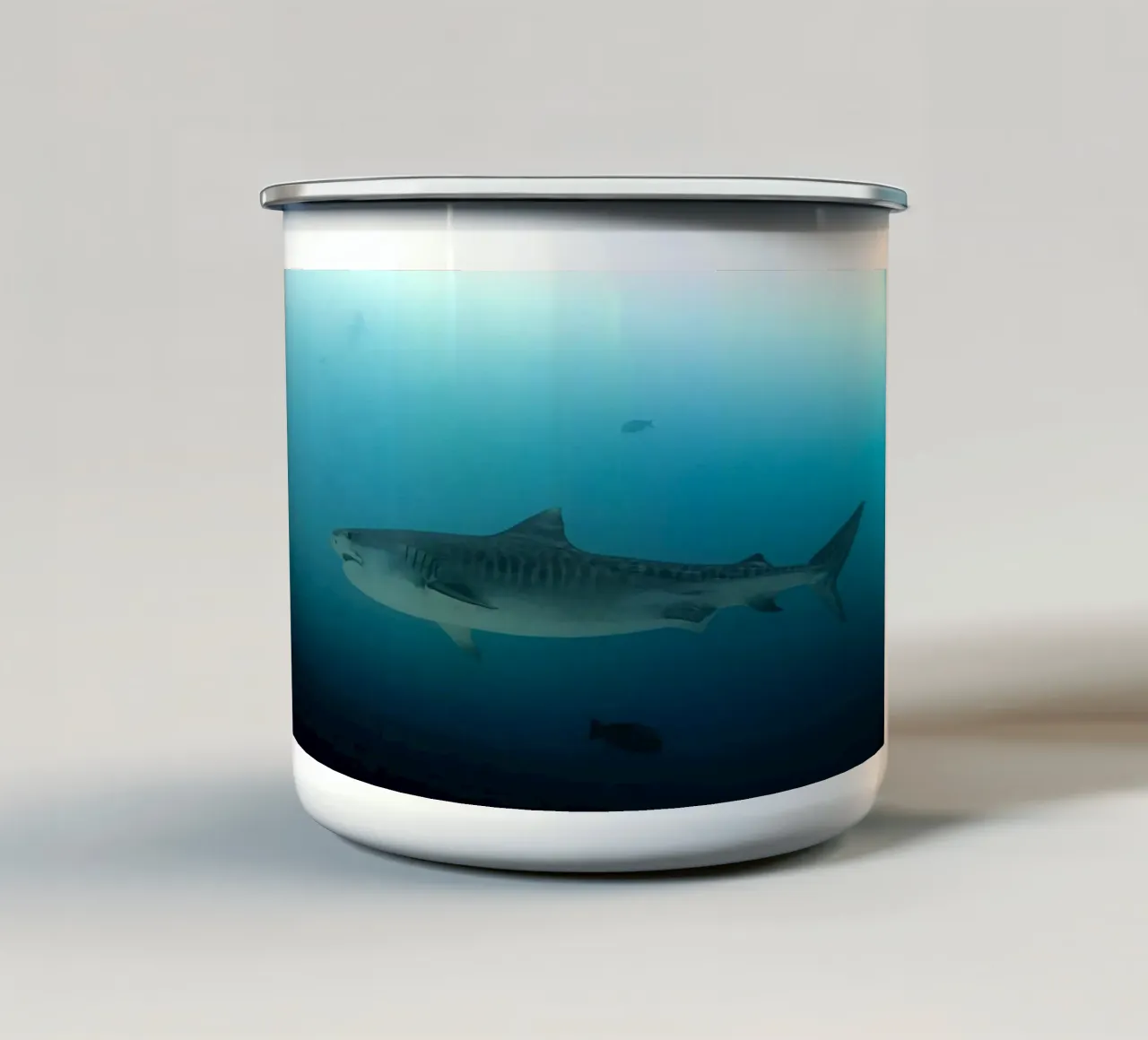 squalo oceano tazza in smalto da Earthly Visions