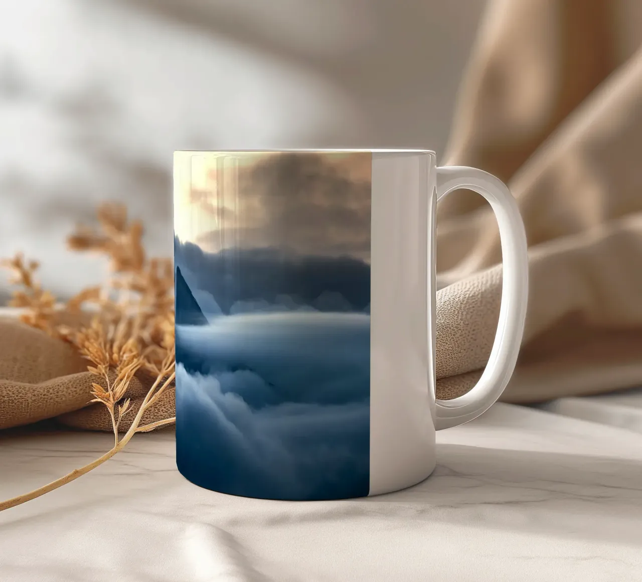 nuvole di montagna tazza in ceramica da Earthly Visions