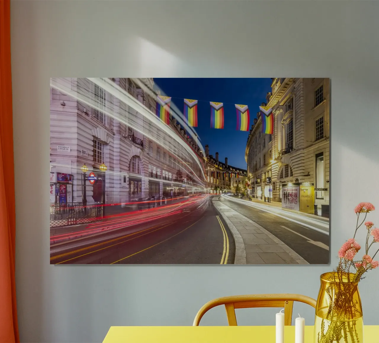 LONDRA Pulsazione urbana in tracce di luce poster con telaio in plastica da Melanie Viola